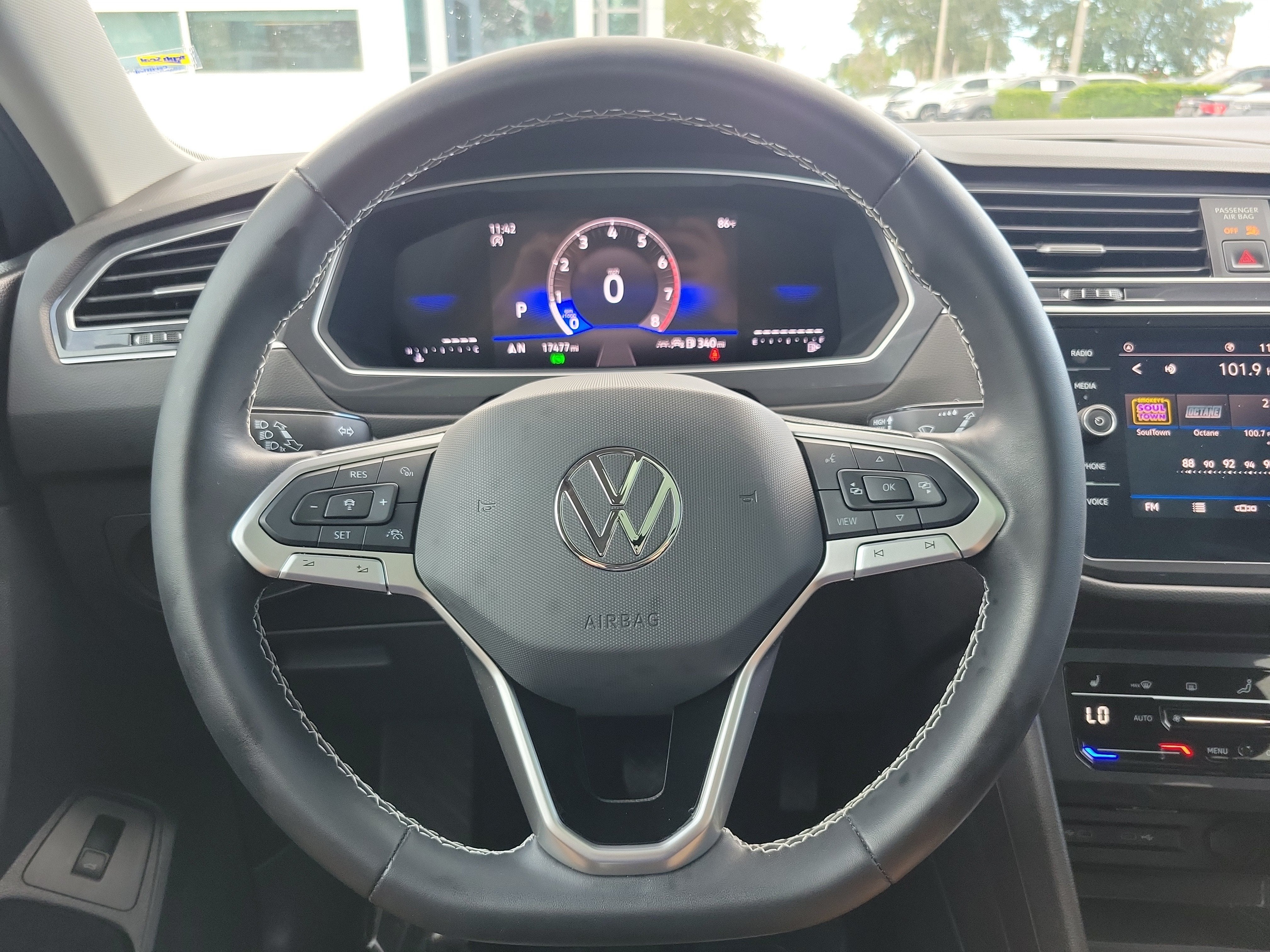 2024 Volkswagen Tiguan SE