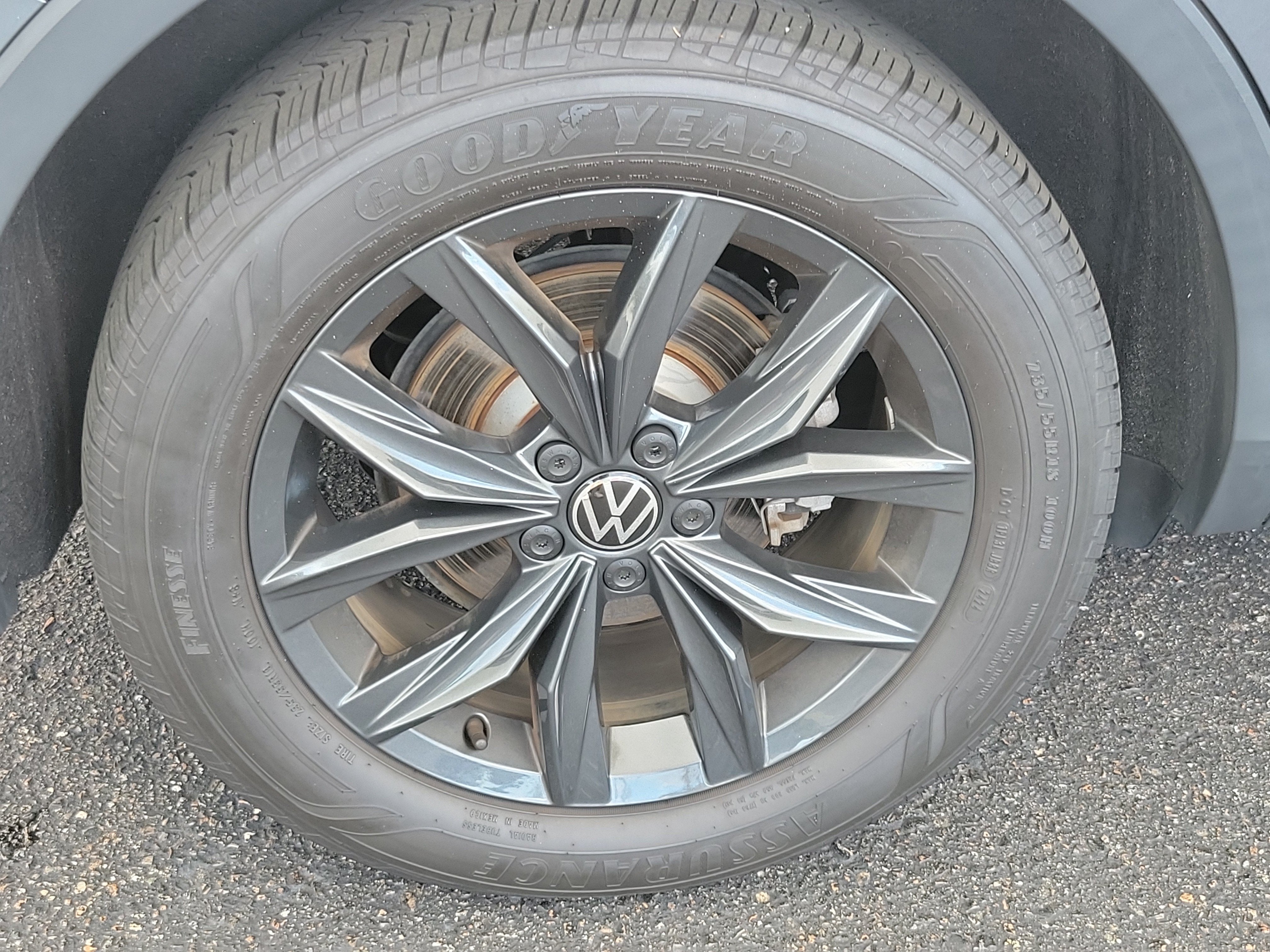 2024 Volkswagen Tiguan SE