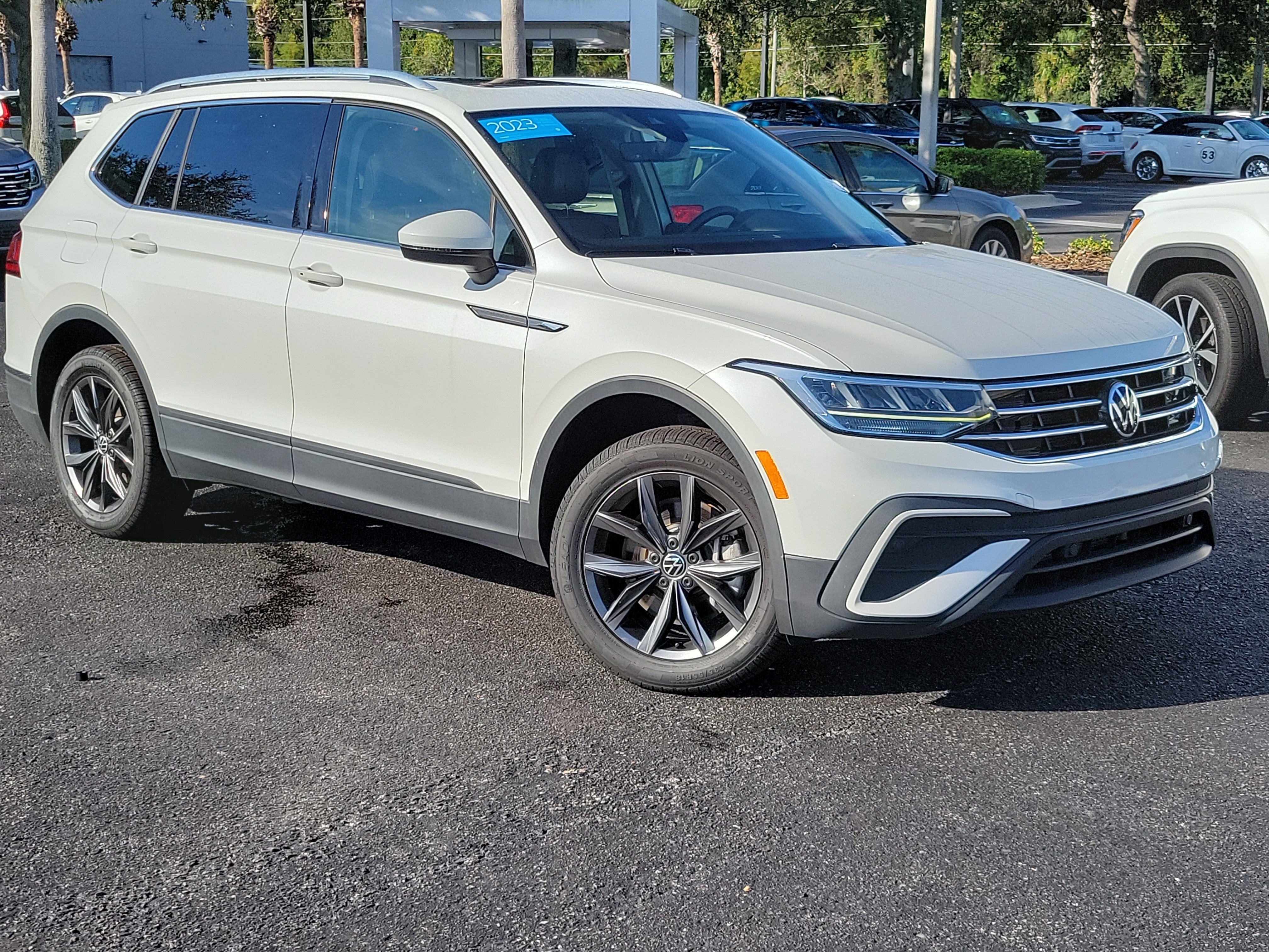 2023 Volkswagen Tiguan SE