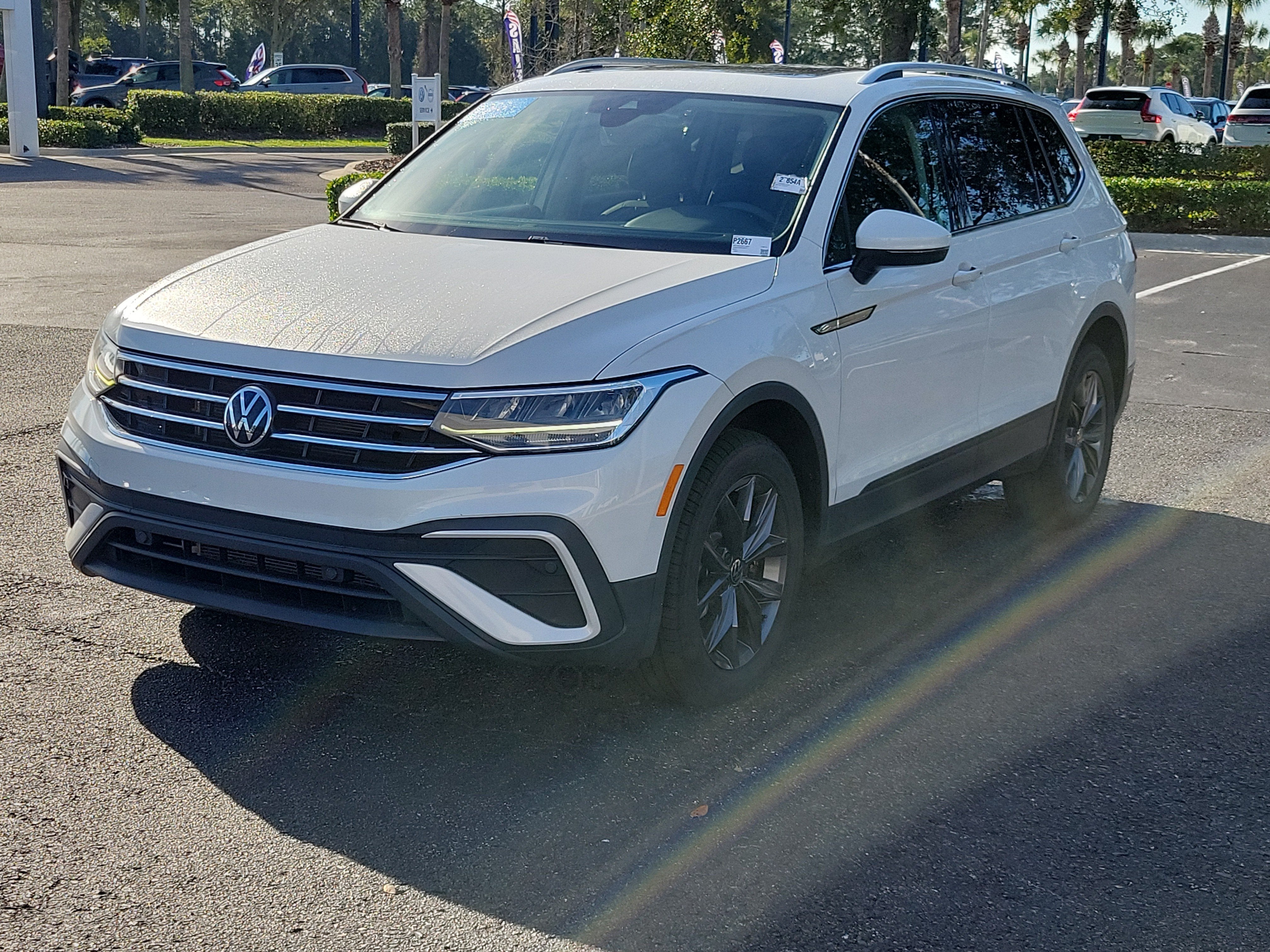 2023 Volkswagen Tiguan SE