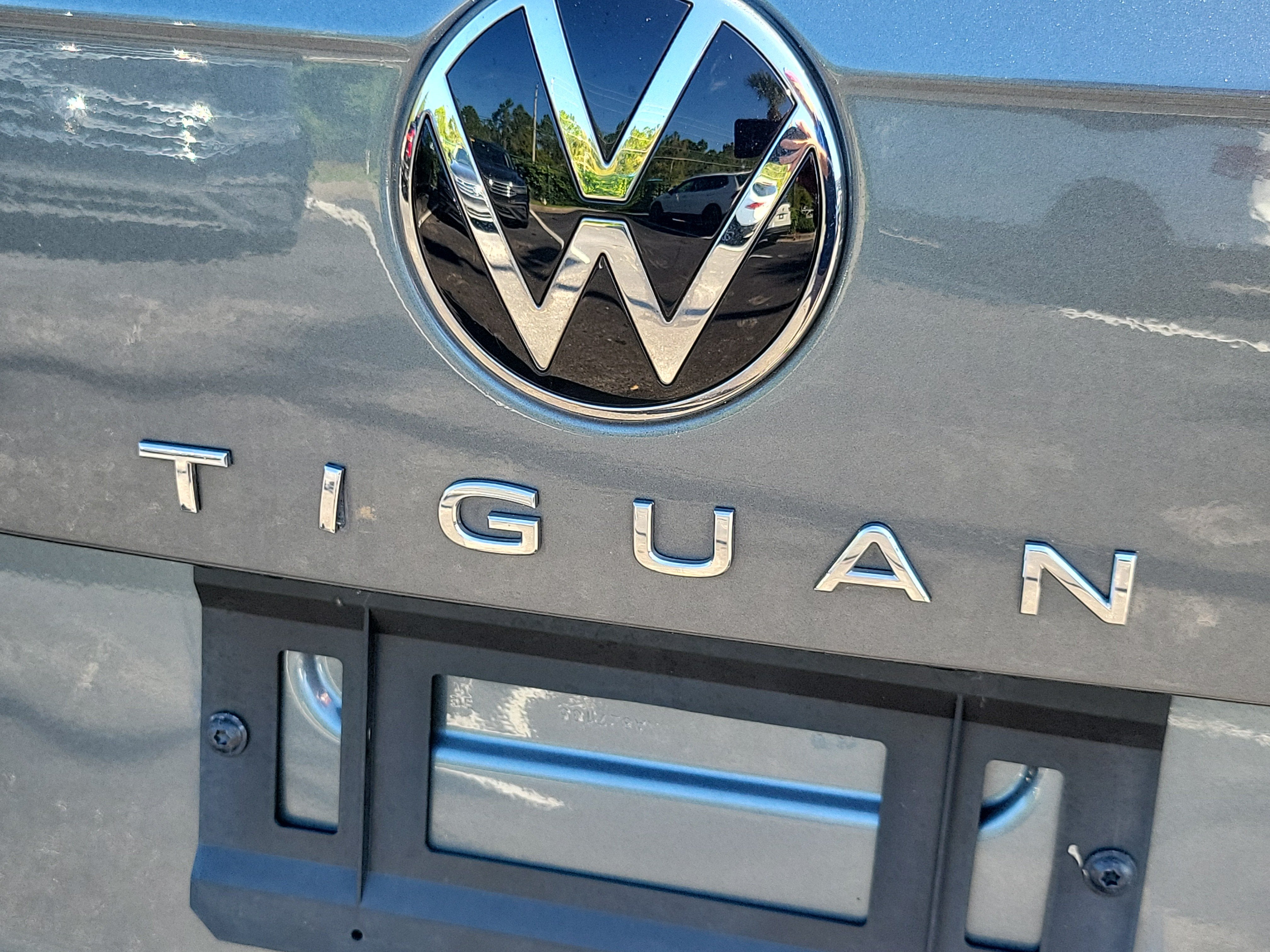 2023 Volkswagen Tiguan S