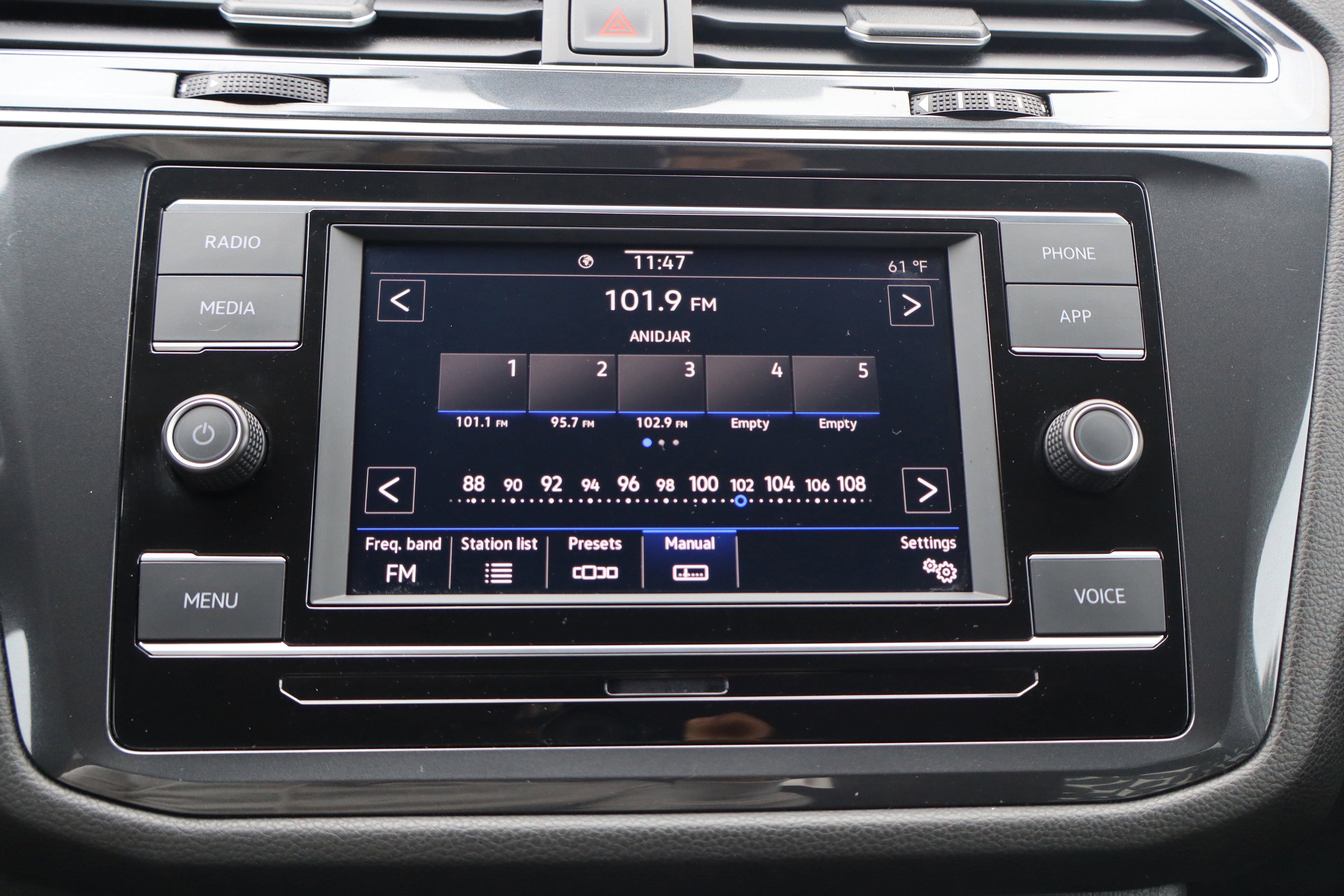 2023 Volkswagen Tiguan S