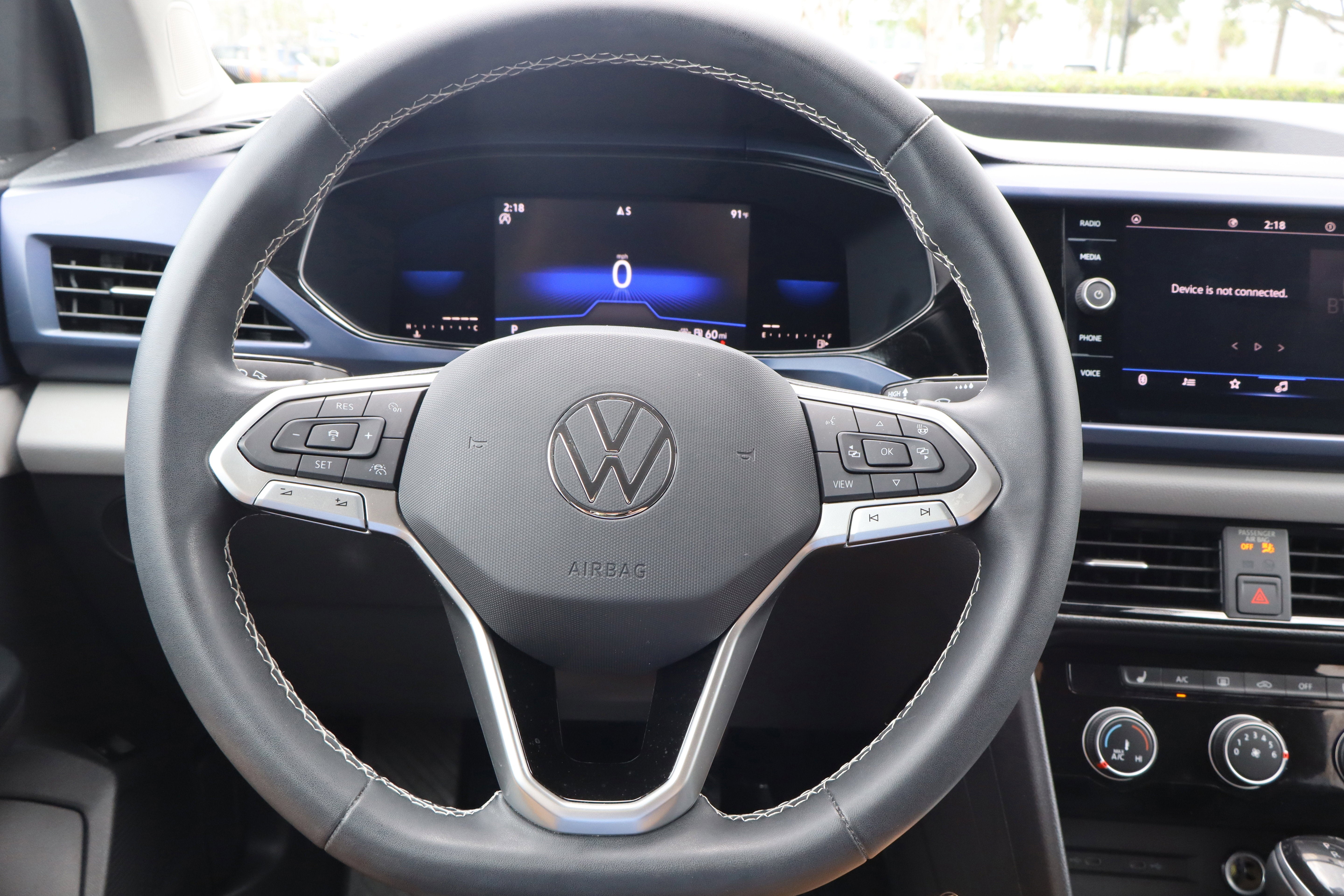 2023 Volkswagen Taos SE