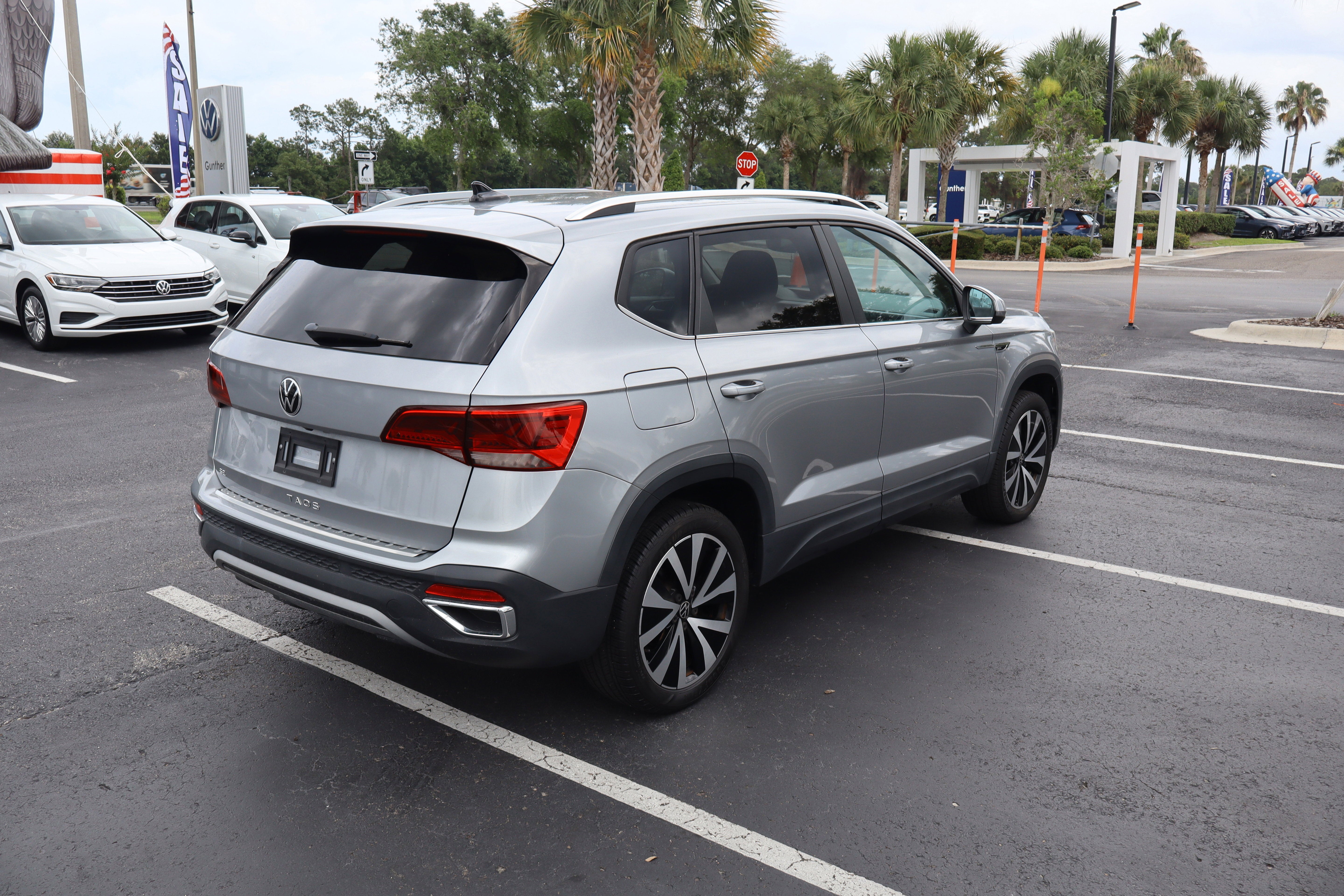 2023 Volkswagen Taos SE