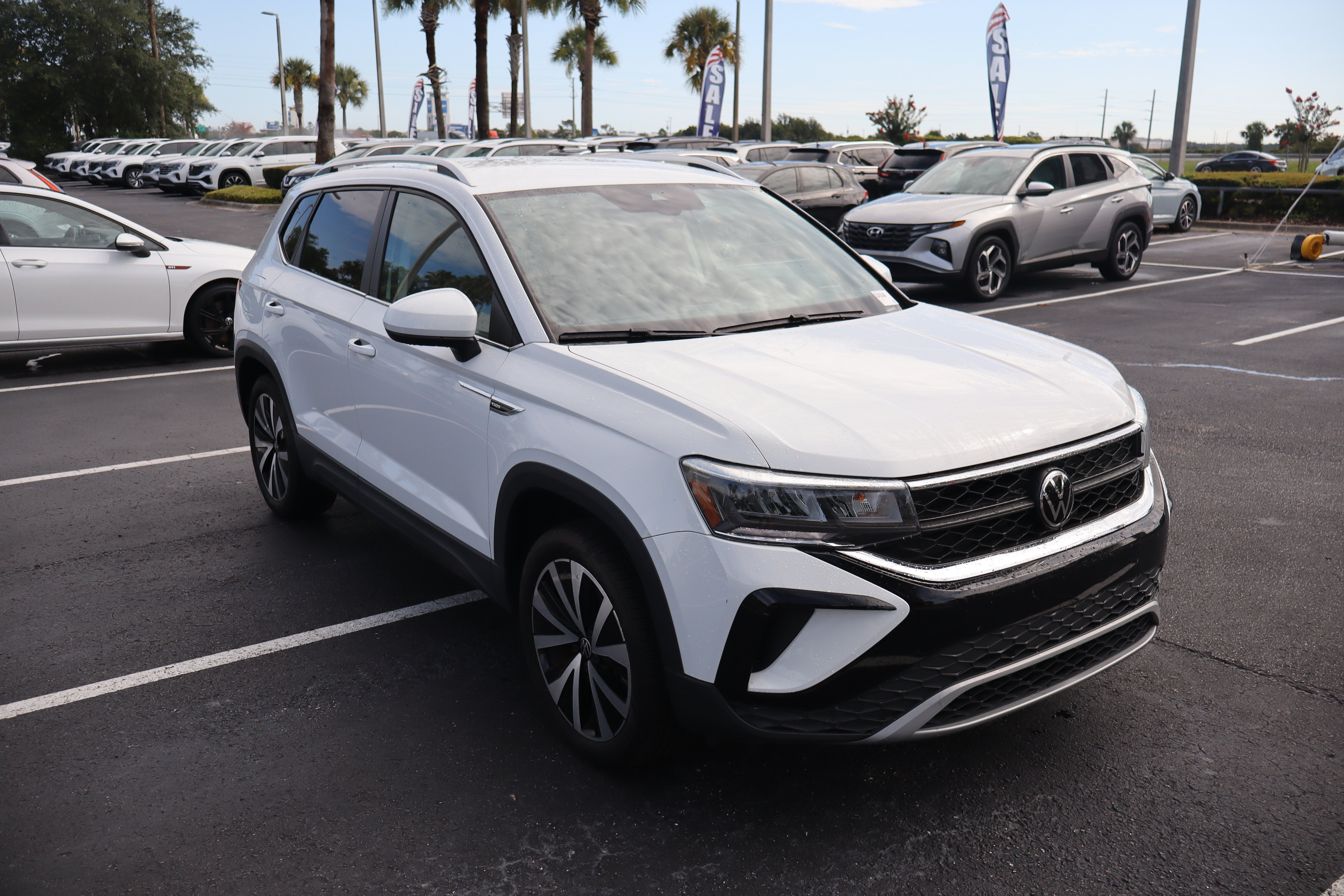 2023 Volkswagen Taos SE