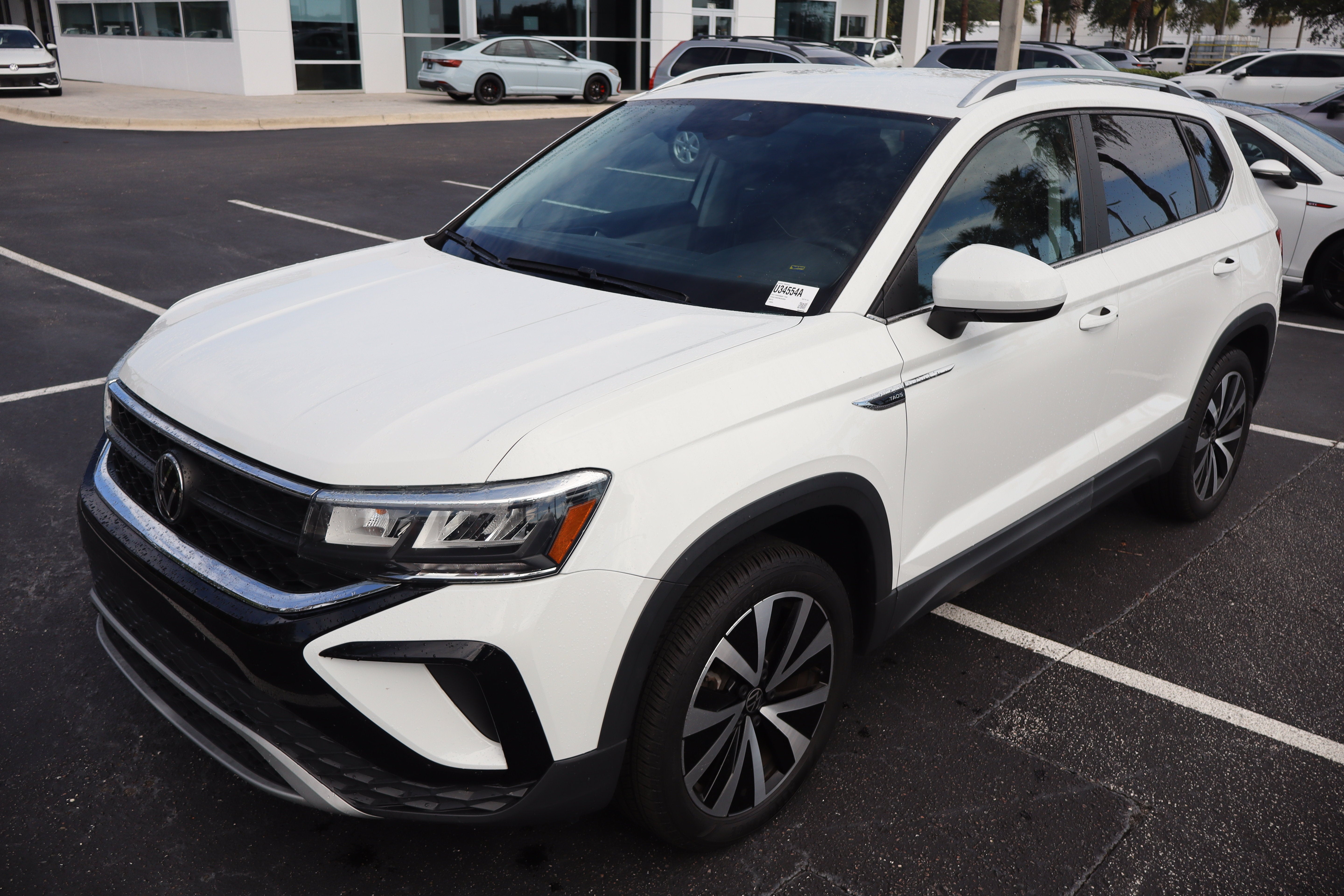 2023 Volkswagen Taos SE