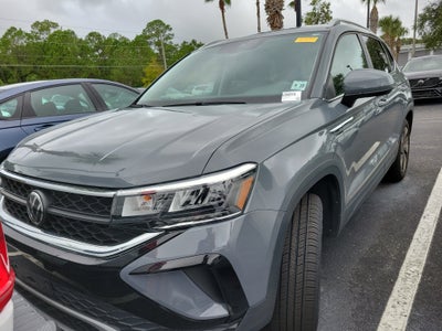 2024 Volkswagen Taos SE