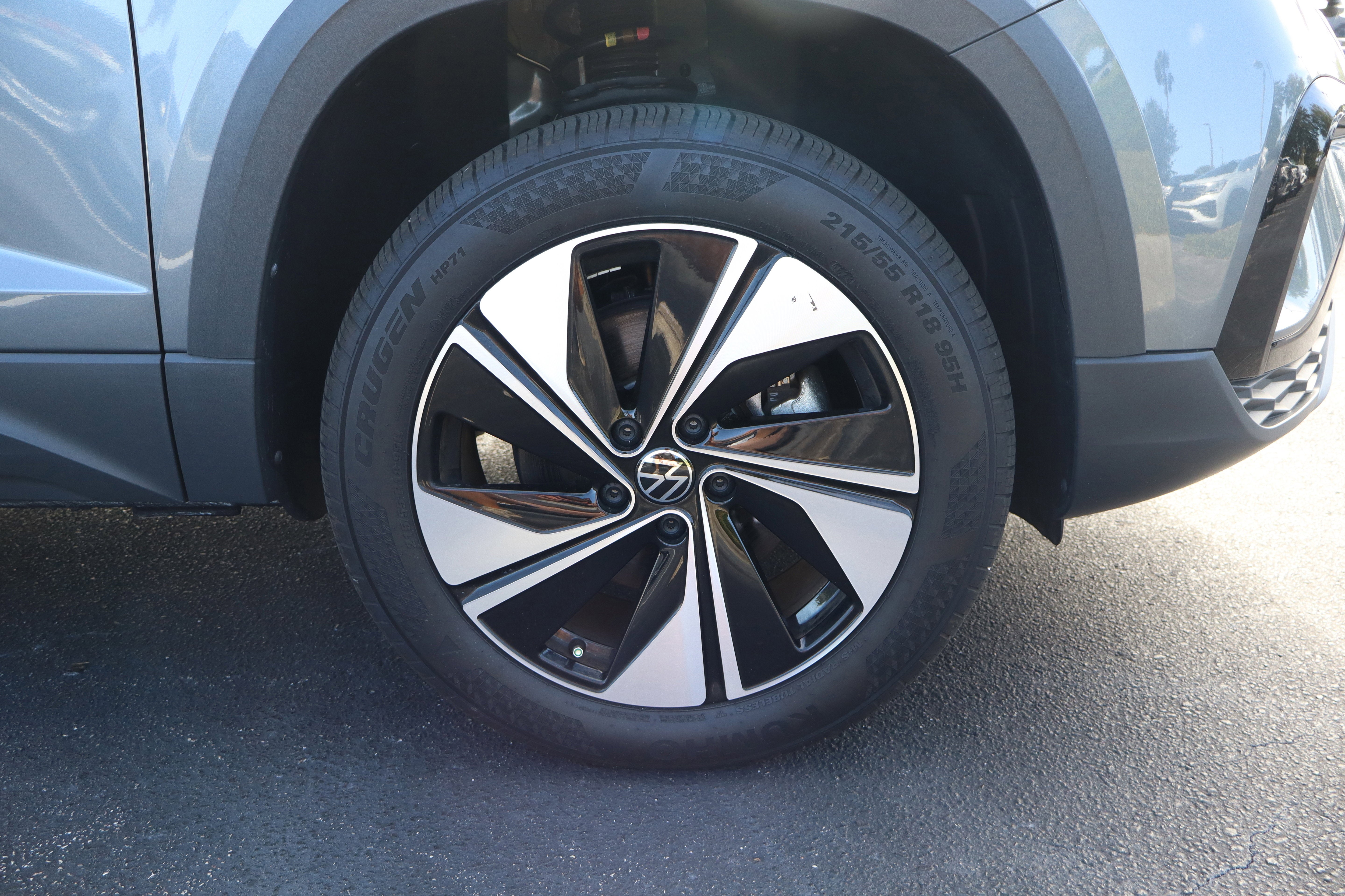 2024 Volkswagen Taos SE