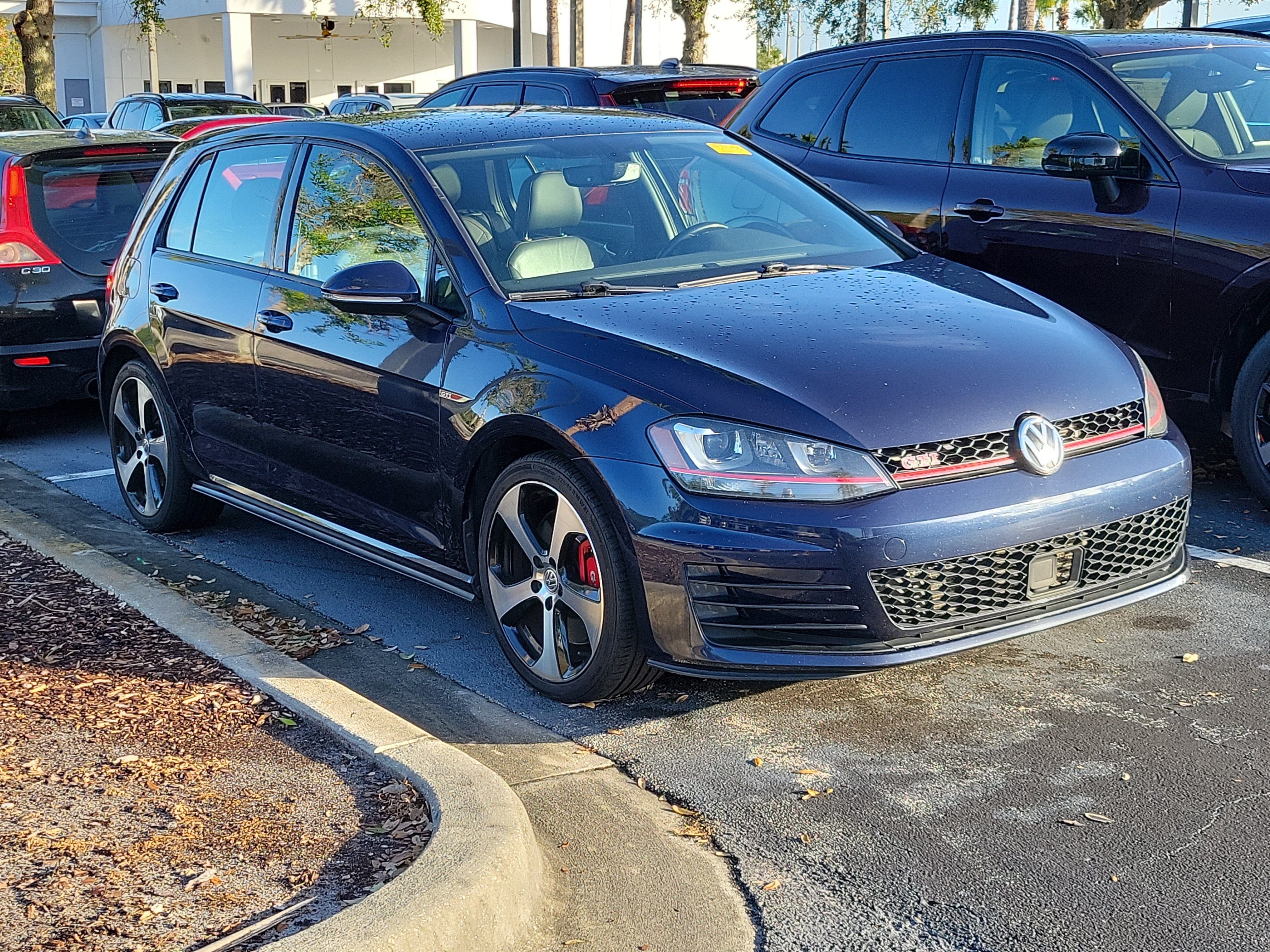 2017 Volkswagen Golf GTI S