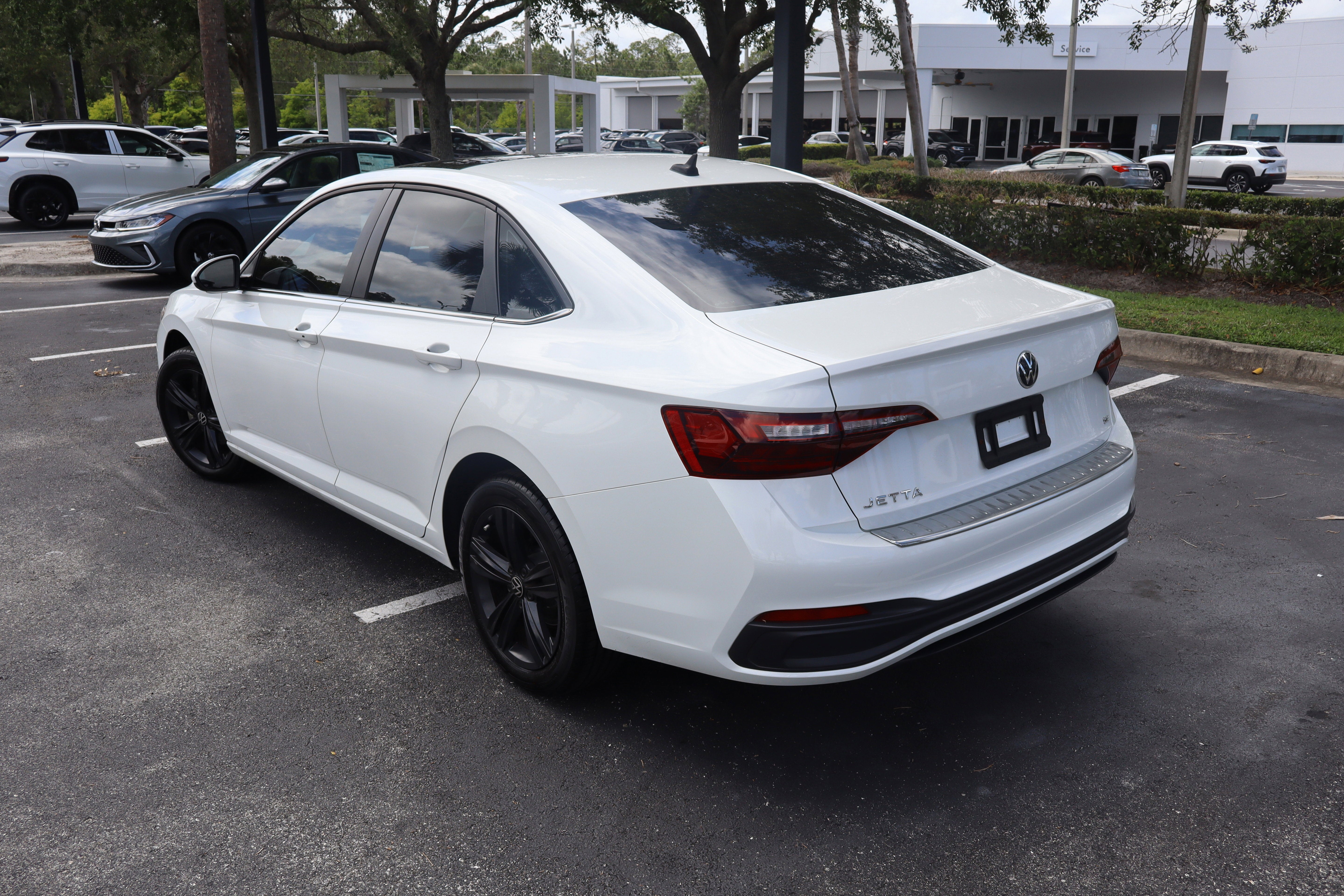 2023 Volkswagen Jetta SE
