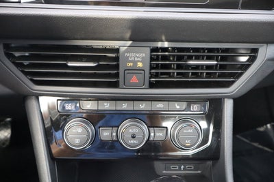 2022 Volkswagen Jetta SE