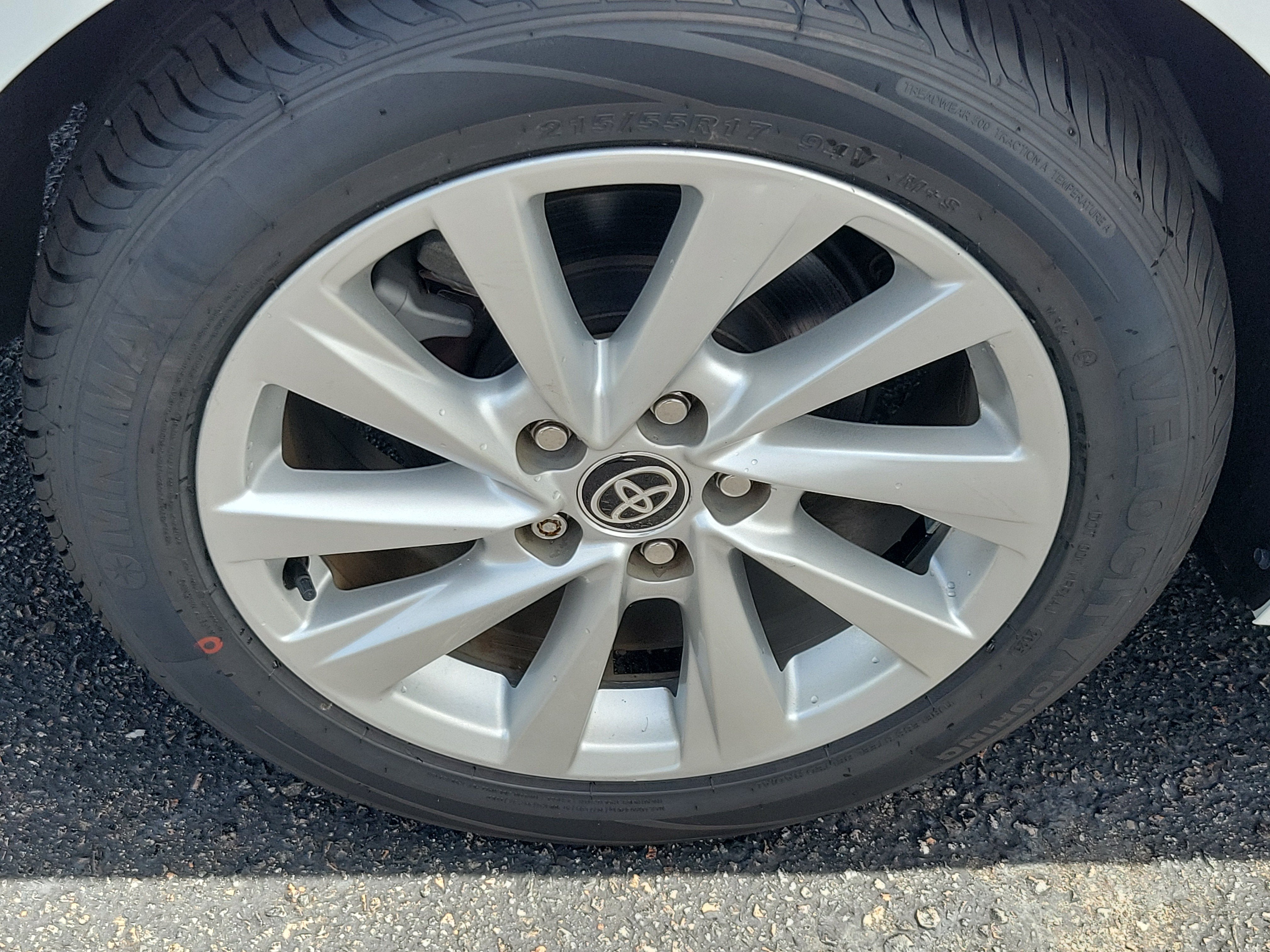 2023 Toyota Camry LE
