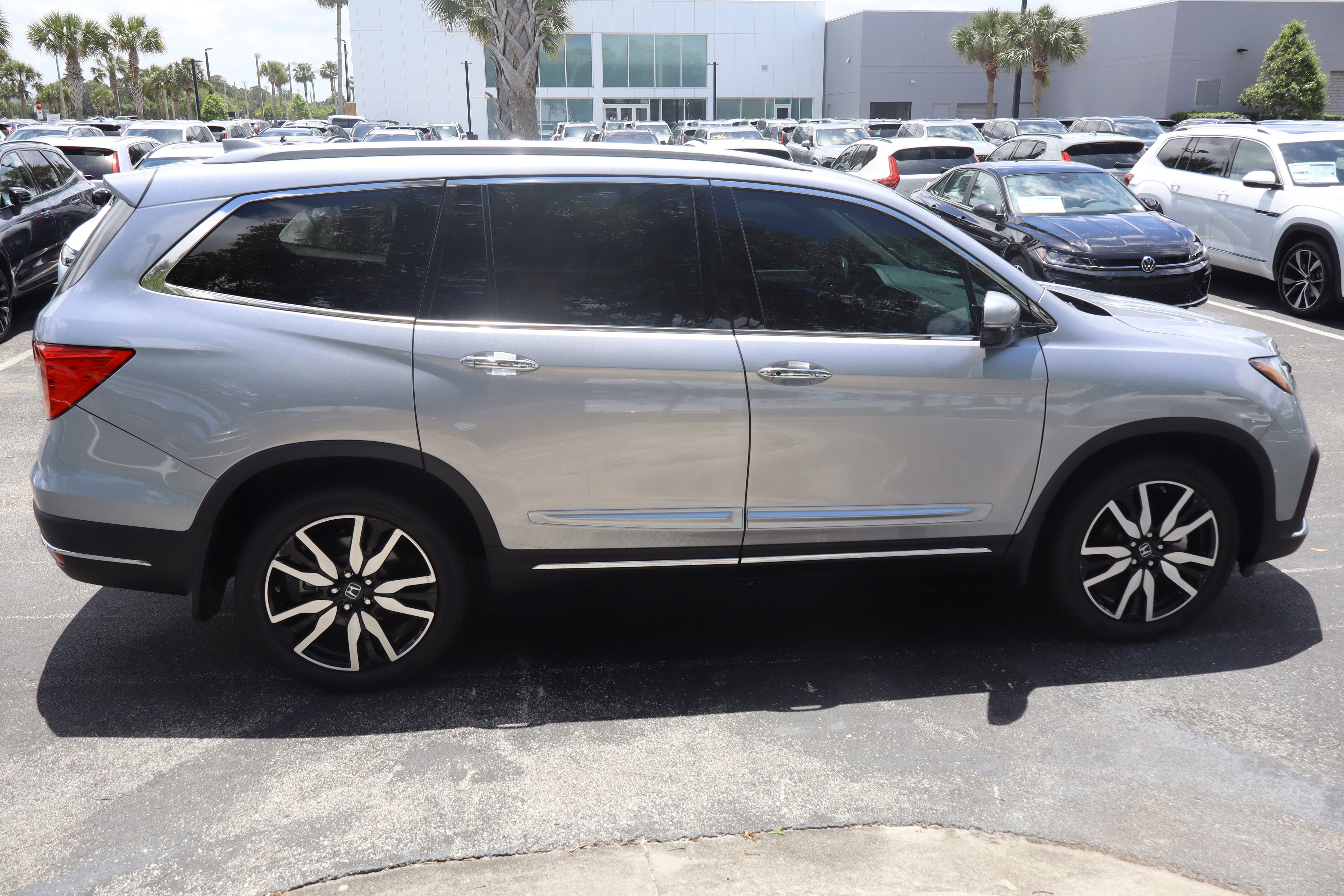 2021 Honda Pilot Touring 7-Passenger