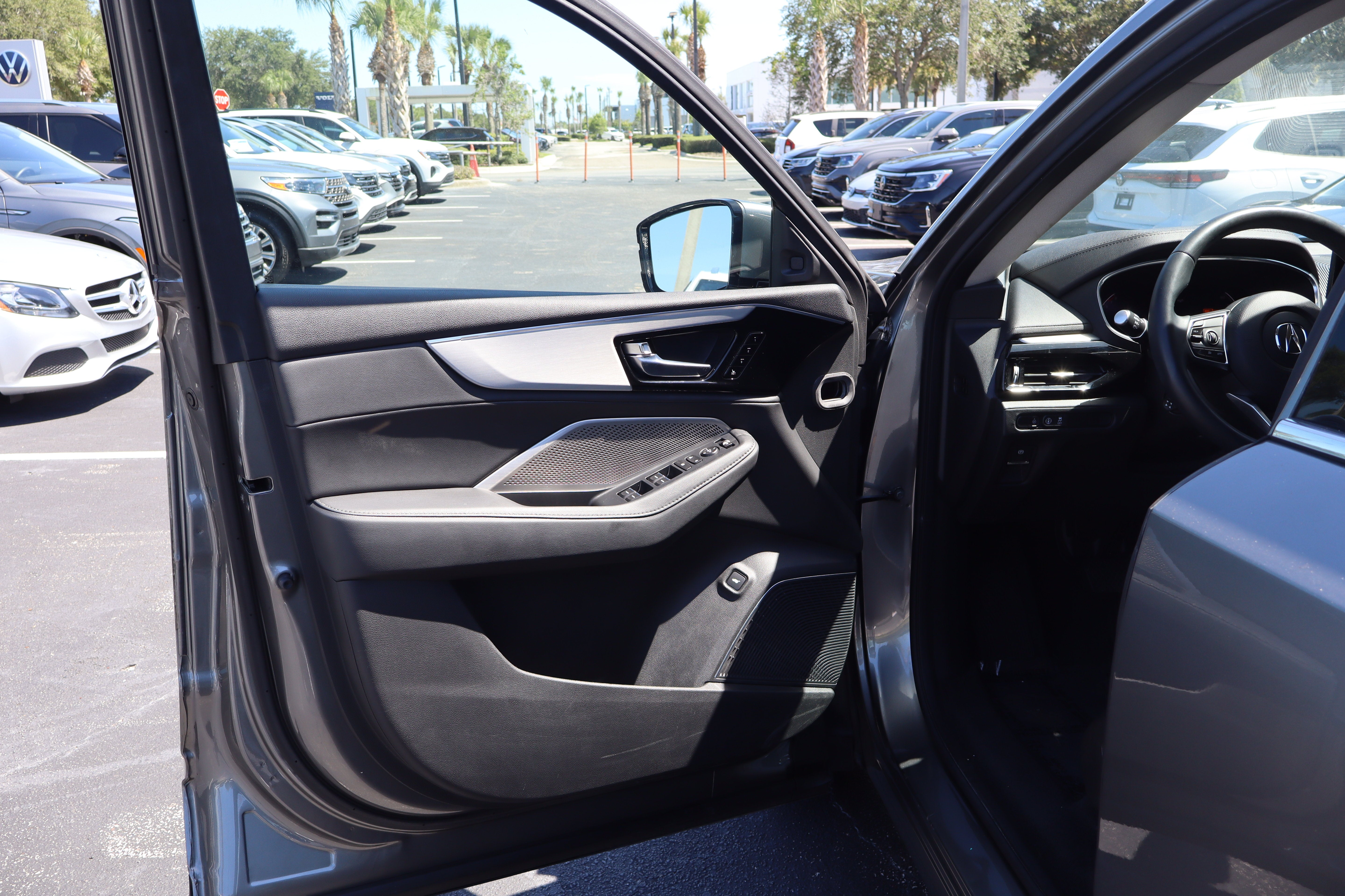 2023 Acura MDX FWD