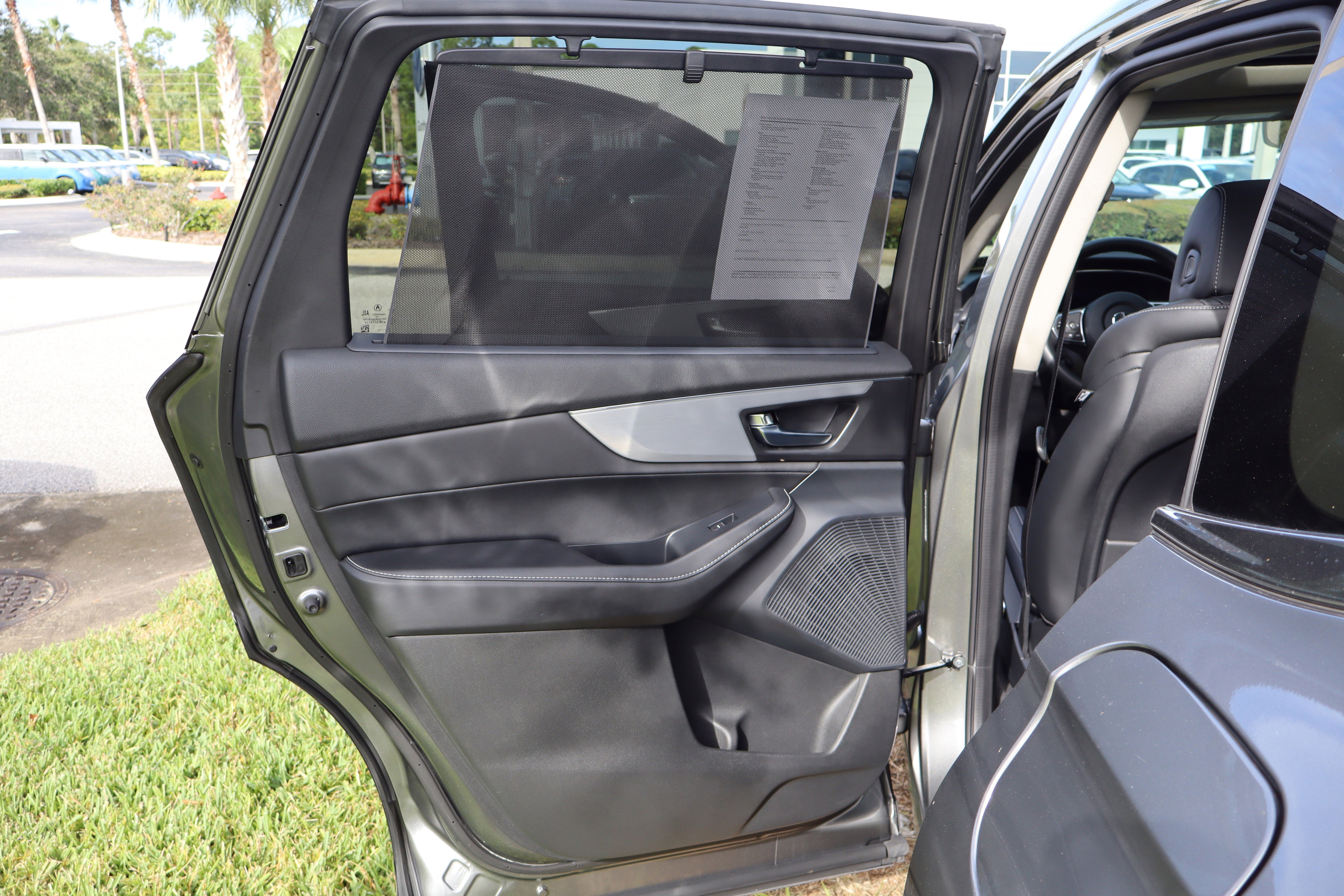 2023 Acura MDX w/Technology Package