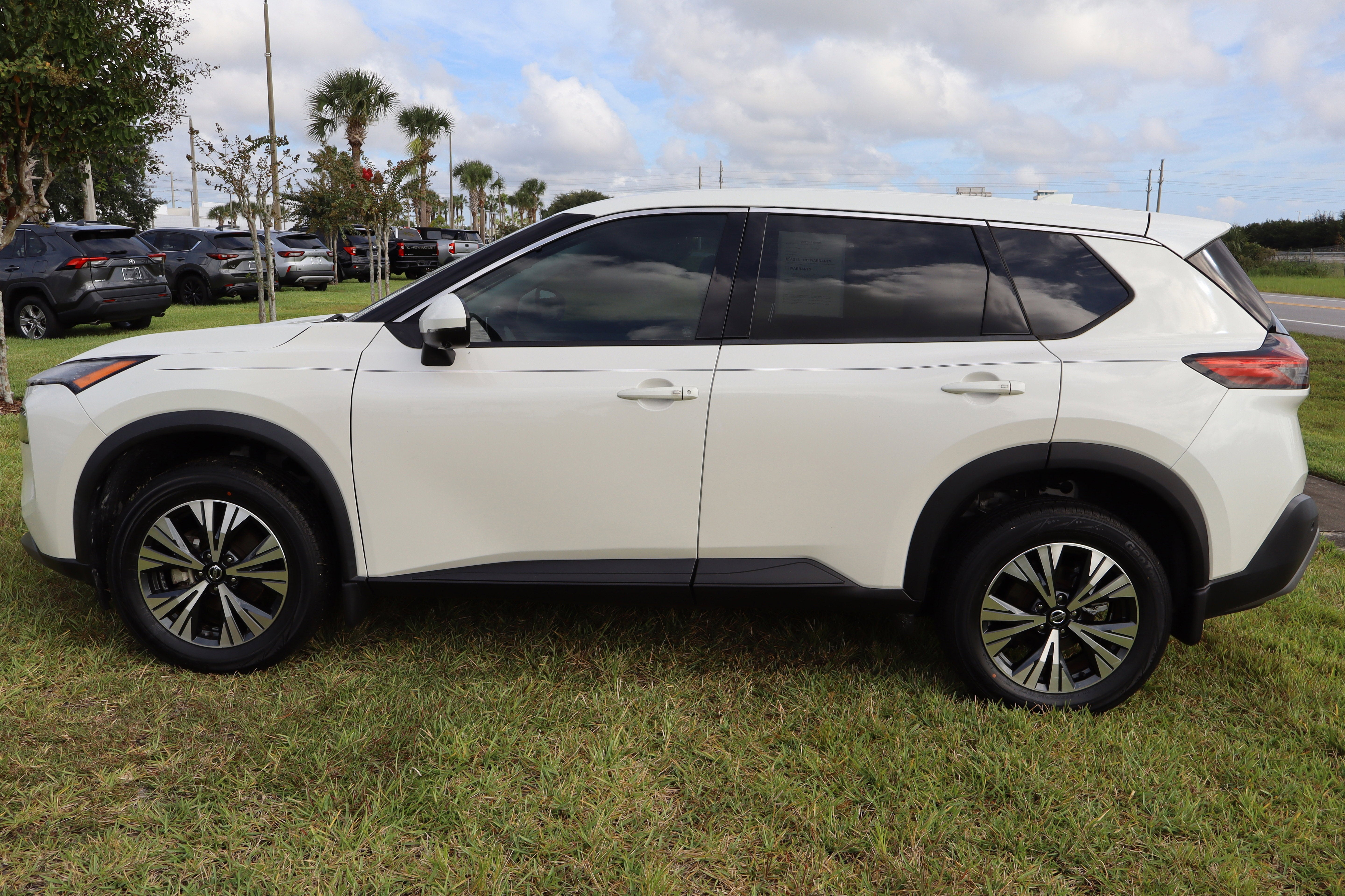 2021 Nissan Rogue SV