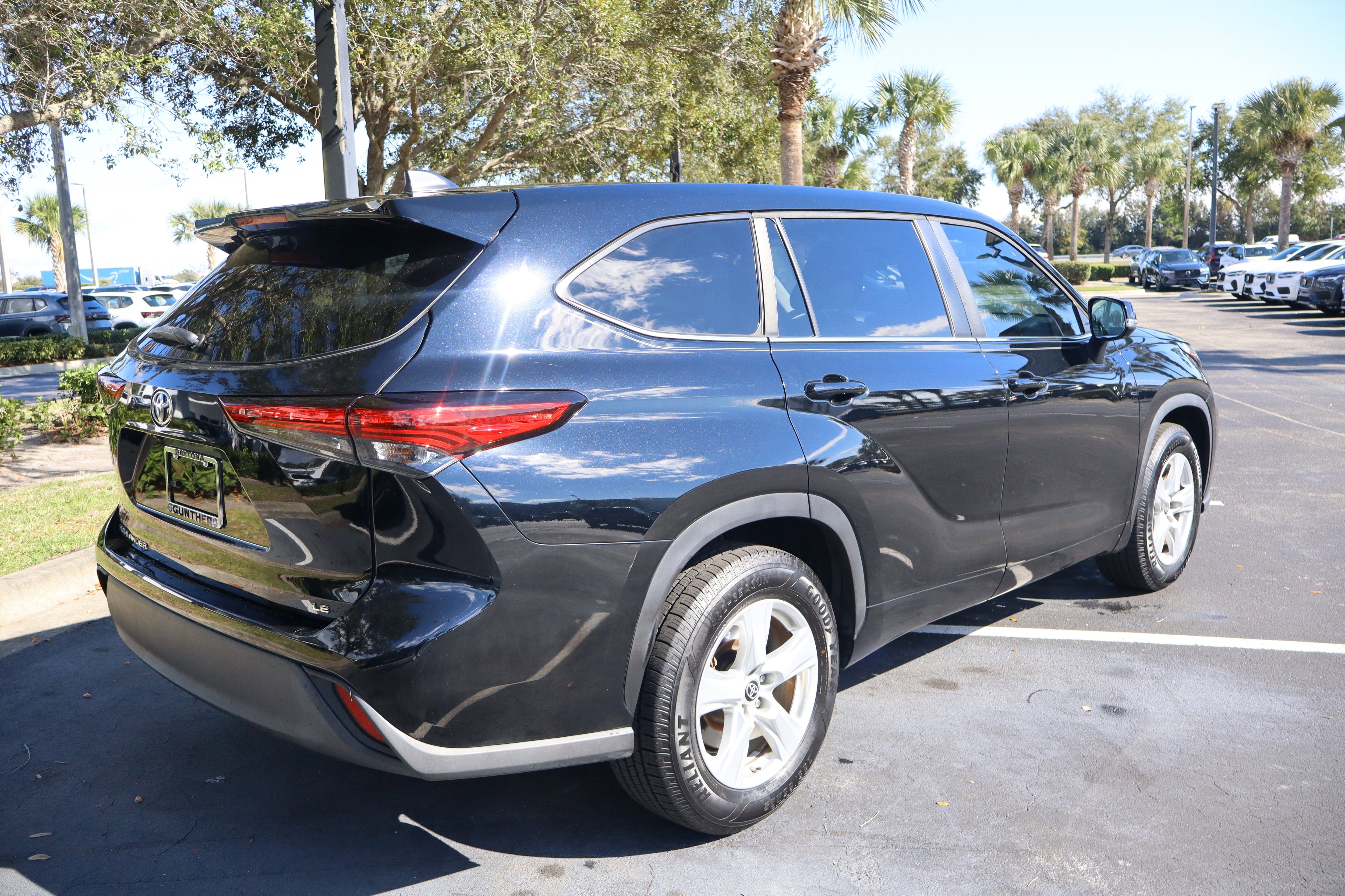 2023 Toyota Highlander L