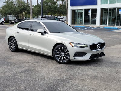 2021 Volvo S60 Momentum