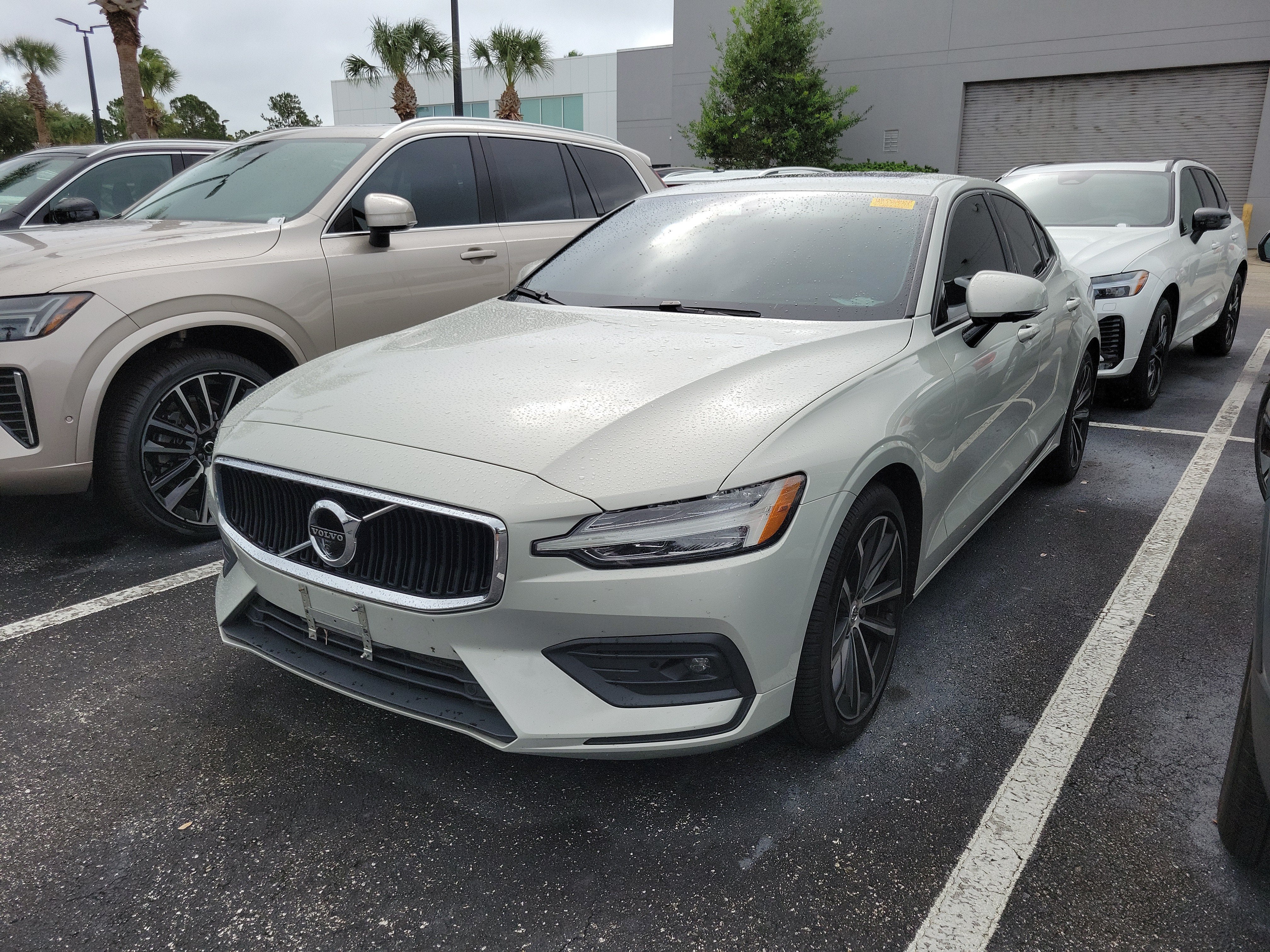 2021 Volvo S60 Momentum