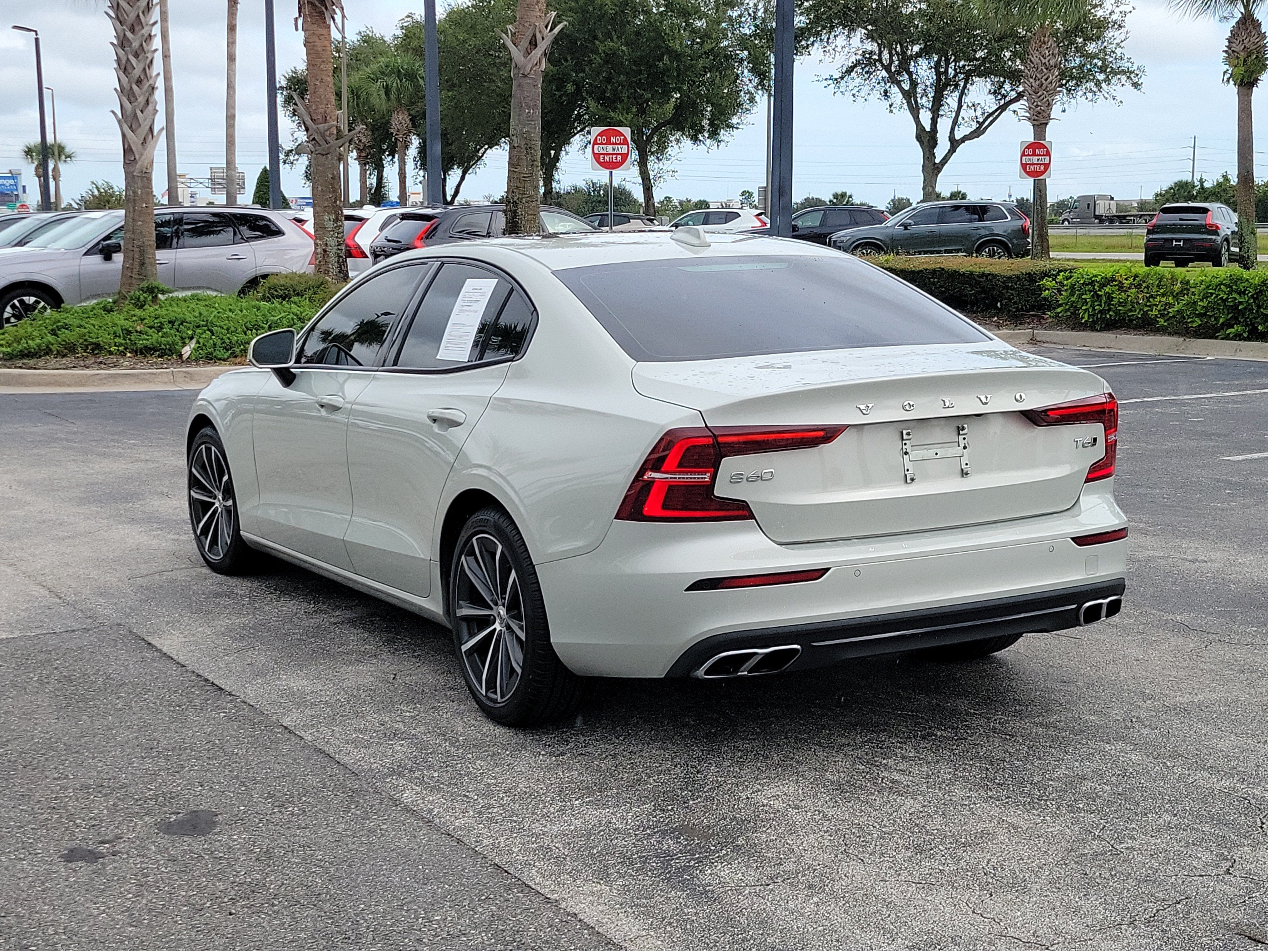 2021 Volvo S60 Momentum