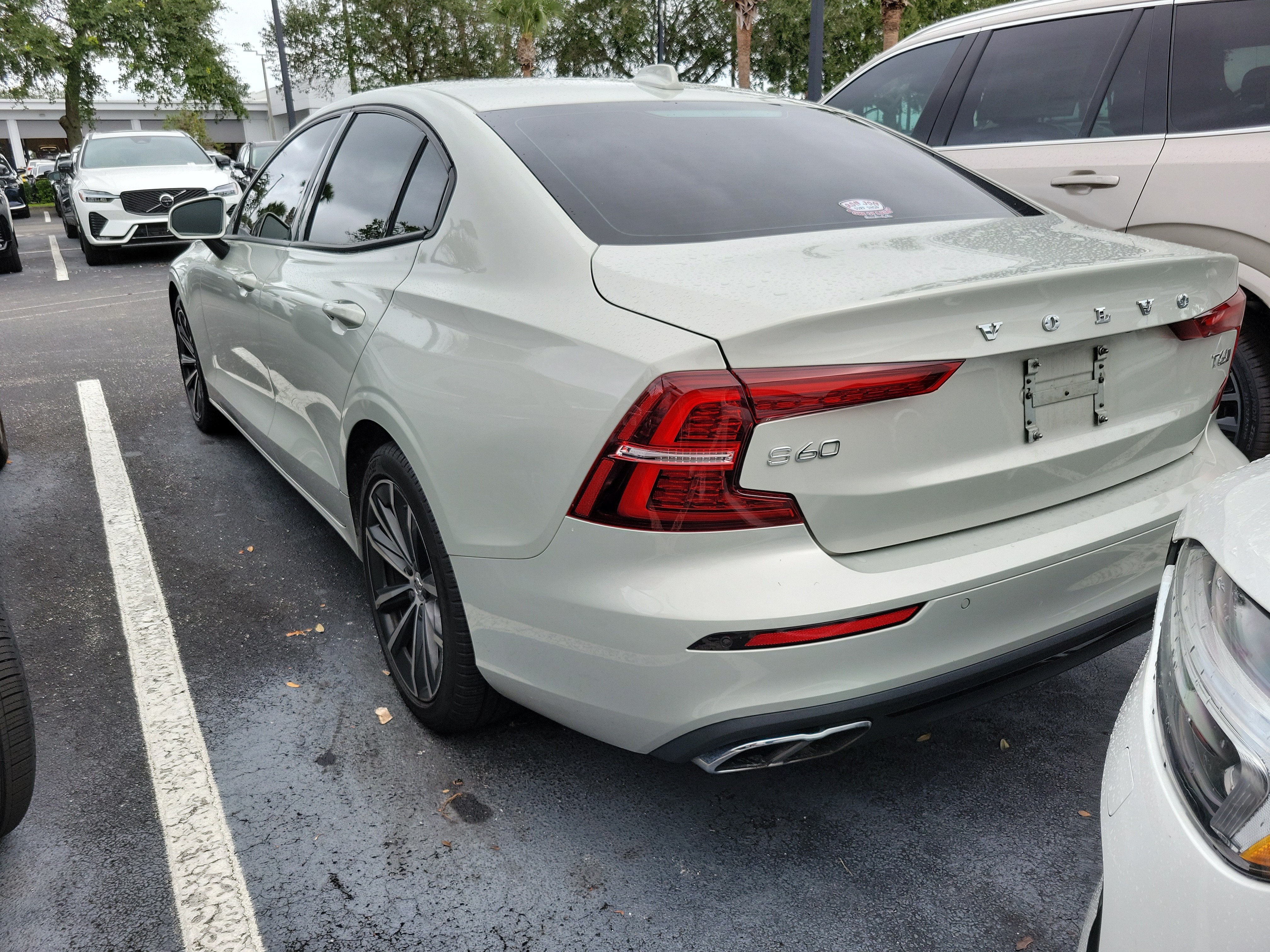 2021 Volvo S60 Momentum
