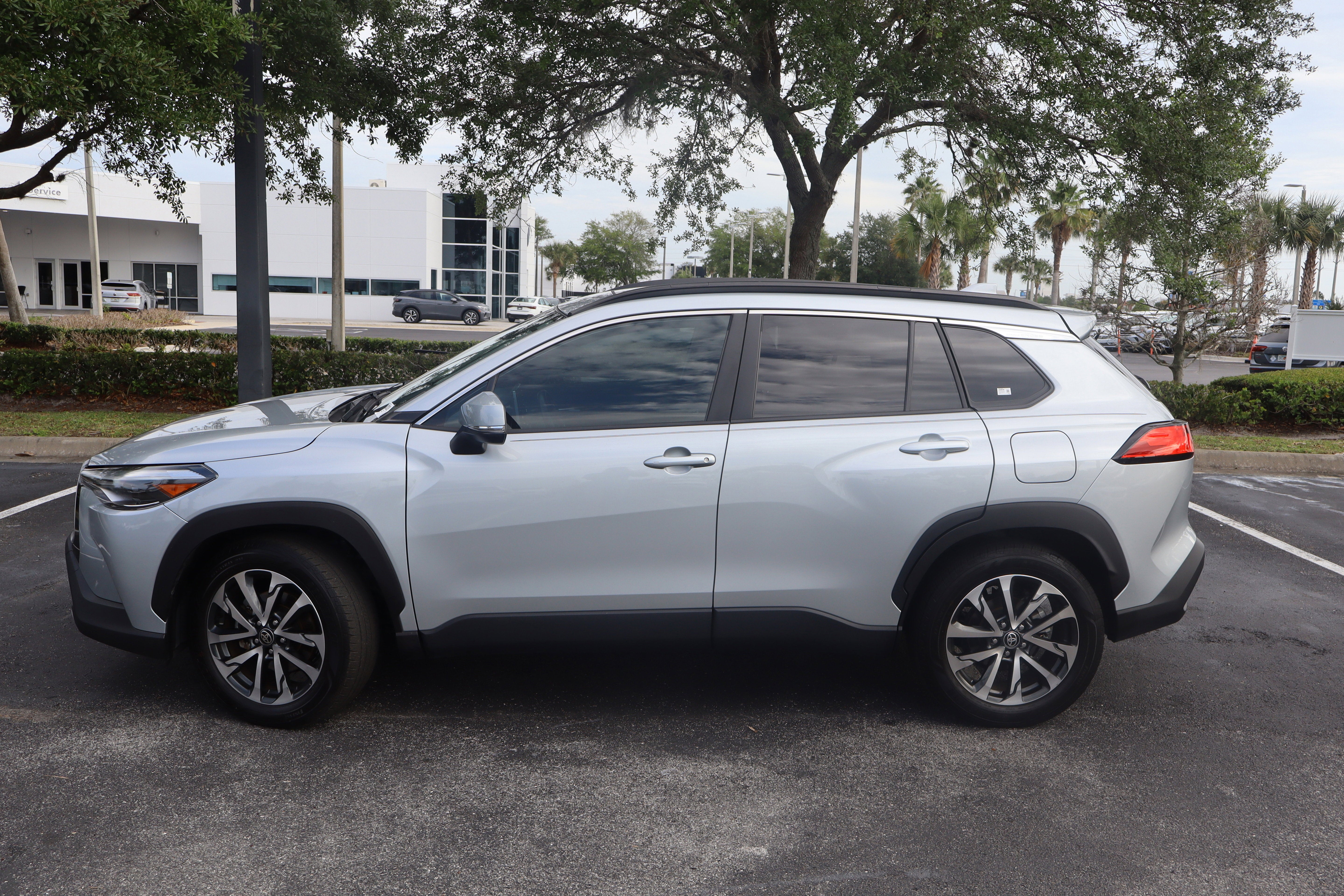 2022 Toyota Corolla Cross XLE