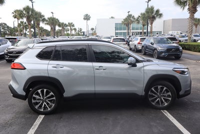 2022 Toyota Corolla Cross XLE
