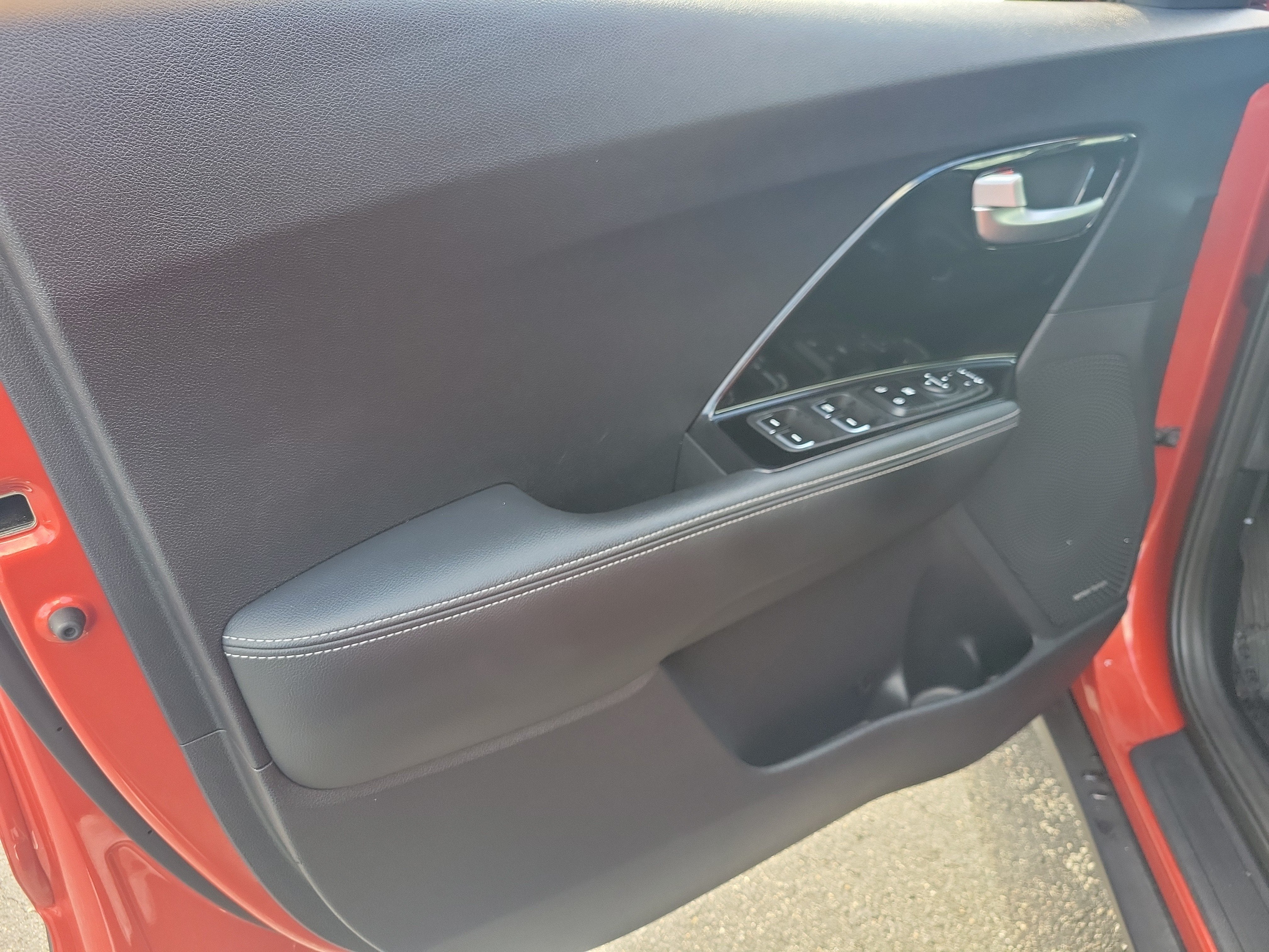 2022 Kia Niro Touring SE