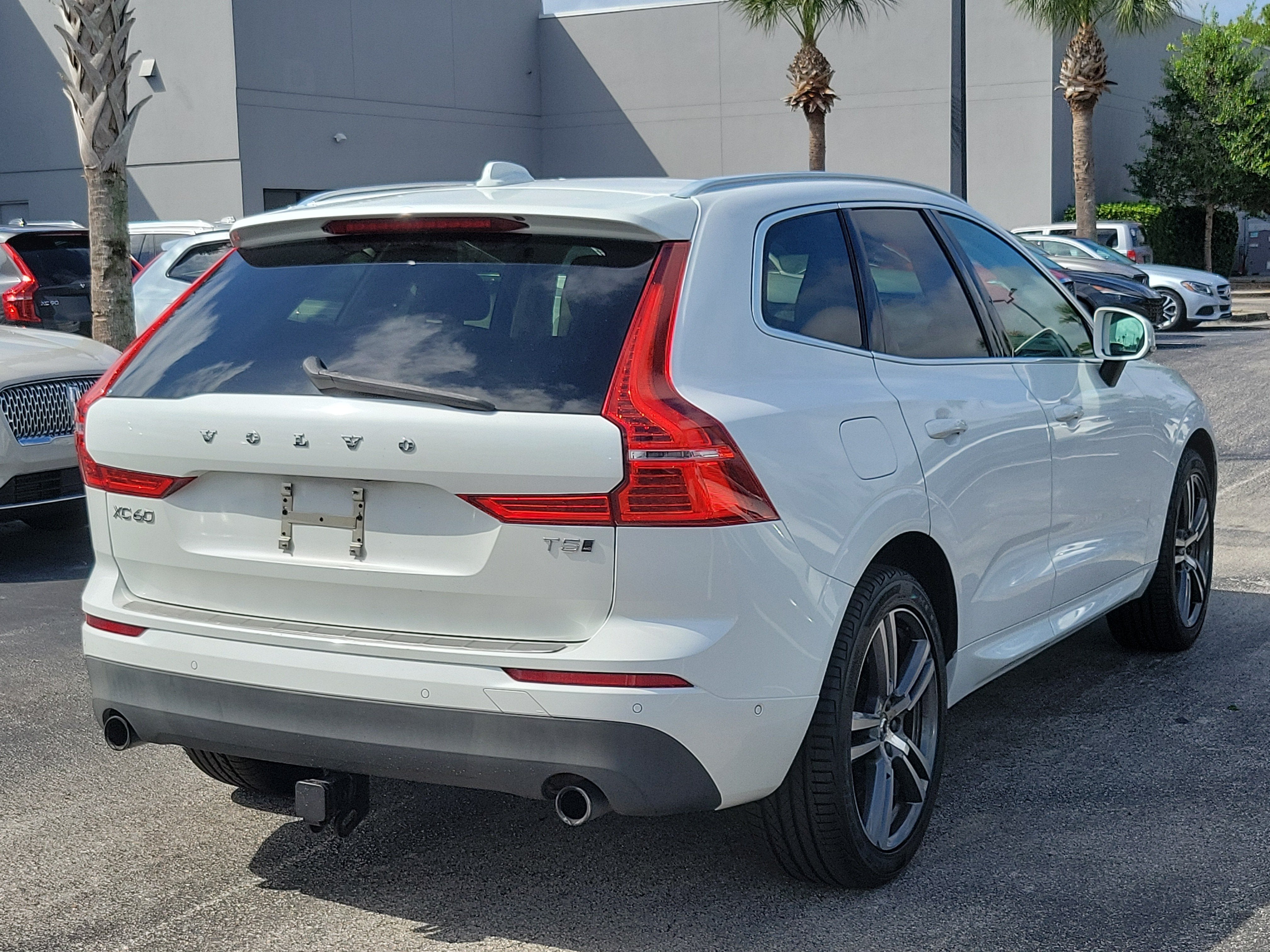 2018 Volvo XC60 Momentum