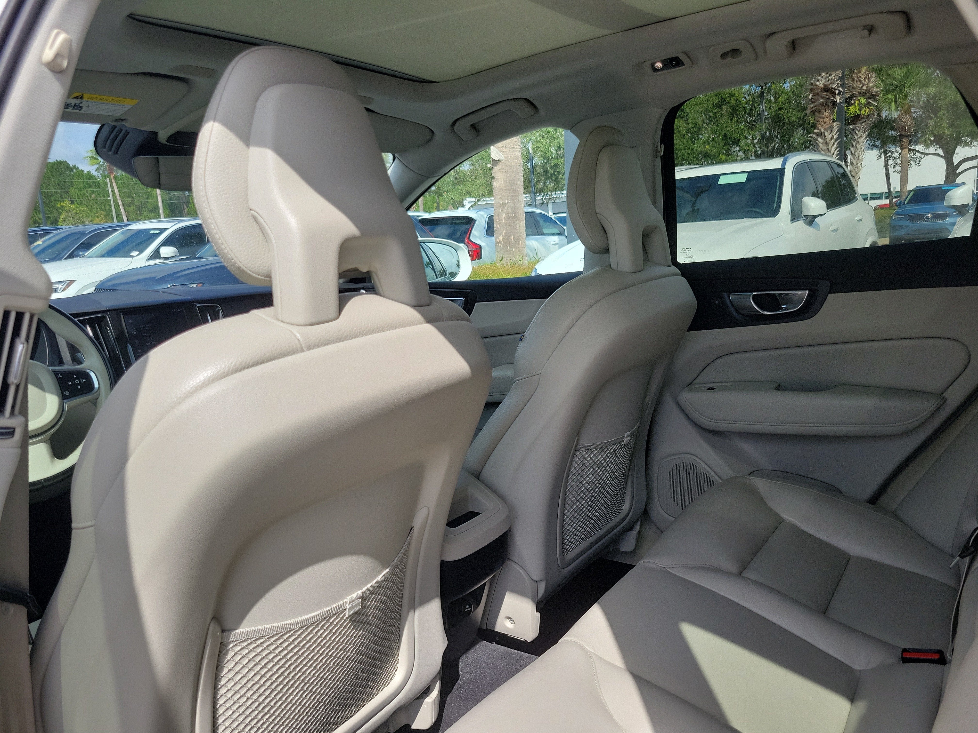 2018 Volvo XC60 Momentum