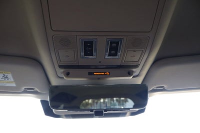 2021 Land Rover Defender SE