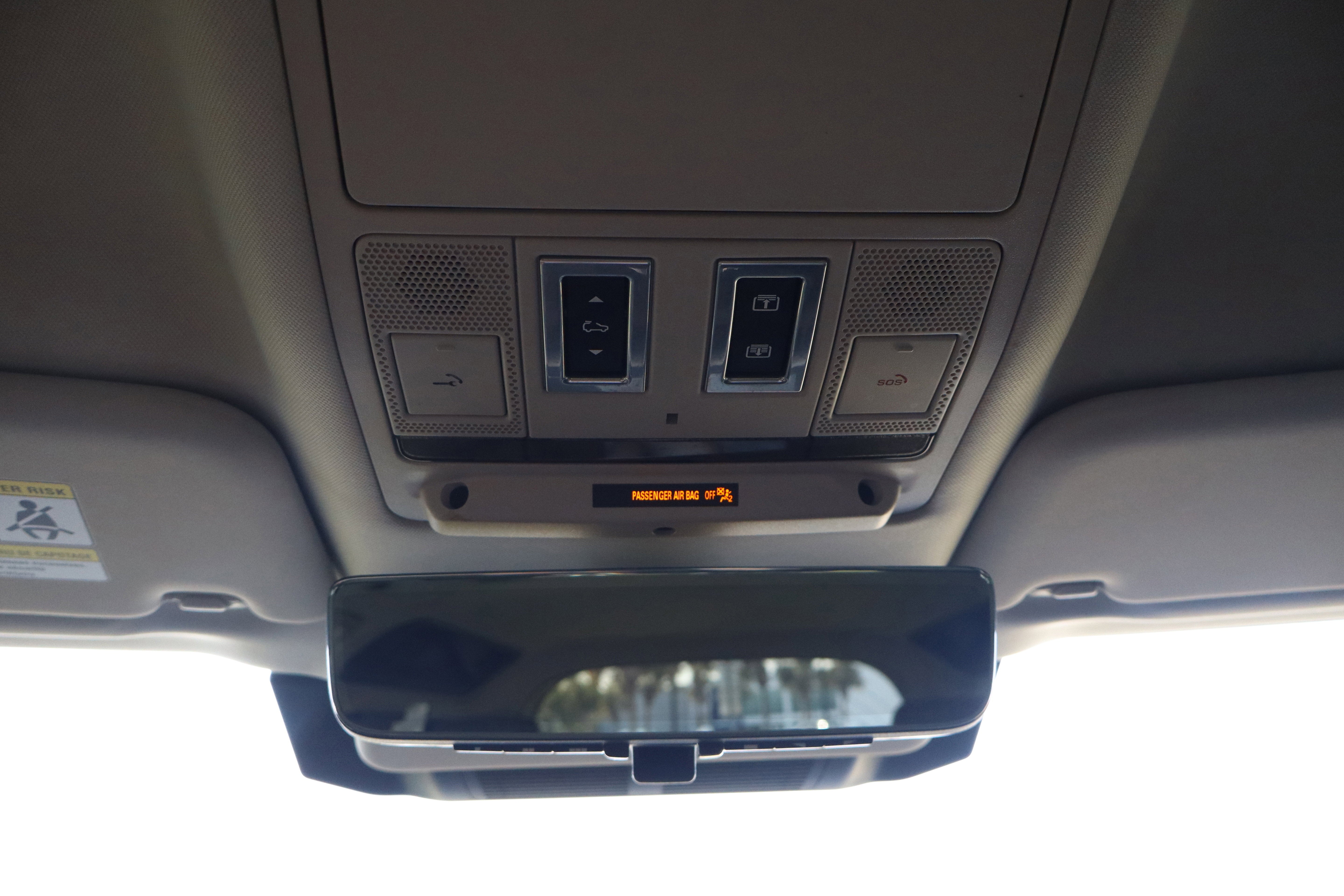 2021 Land Rover Defender SE