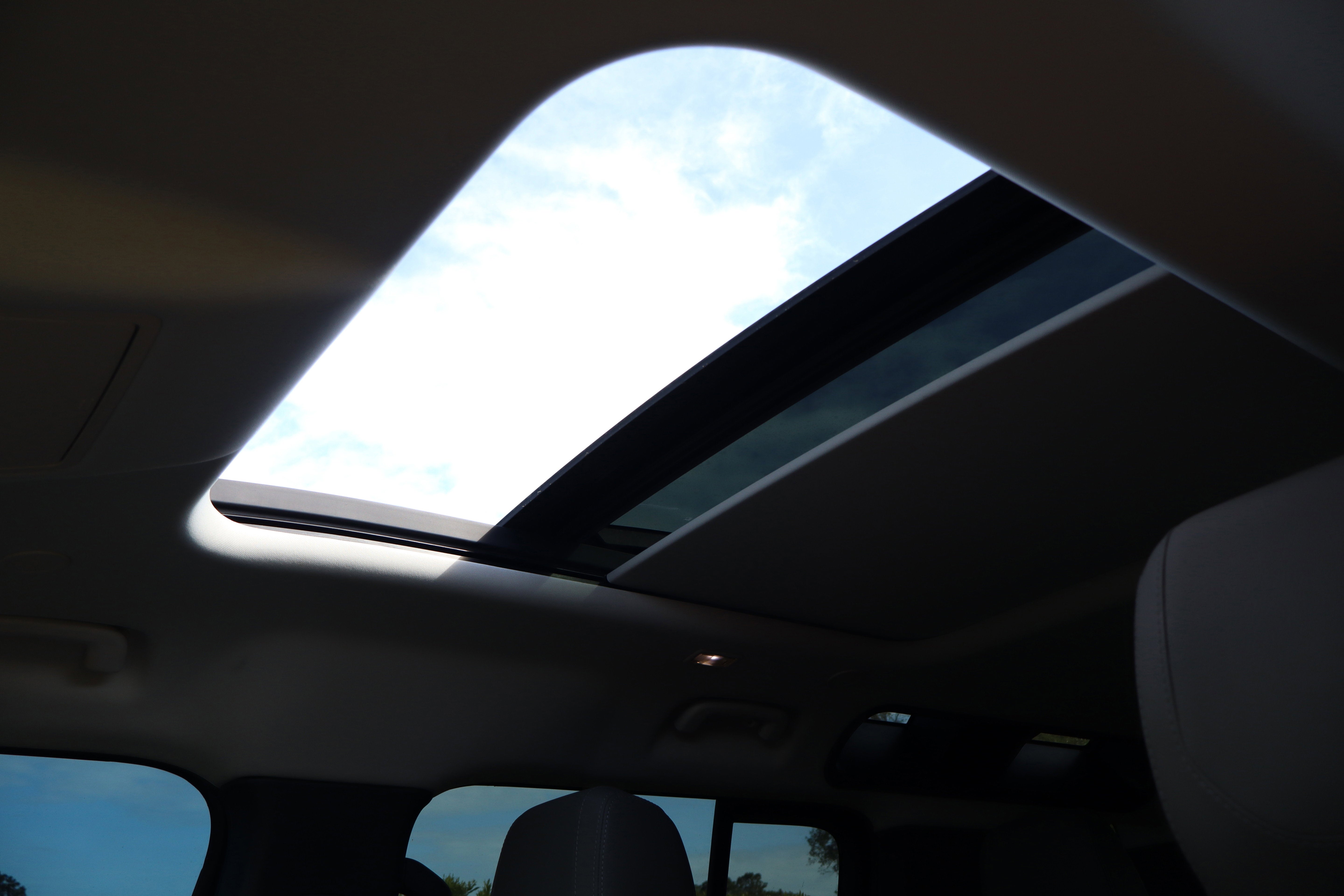 2021 Land Rover Defender SE