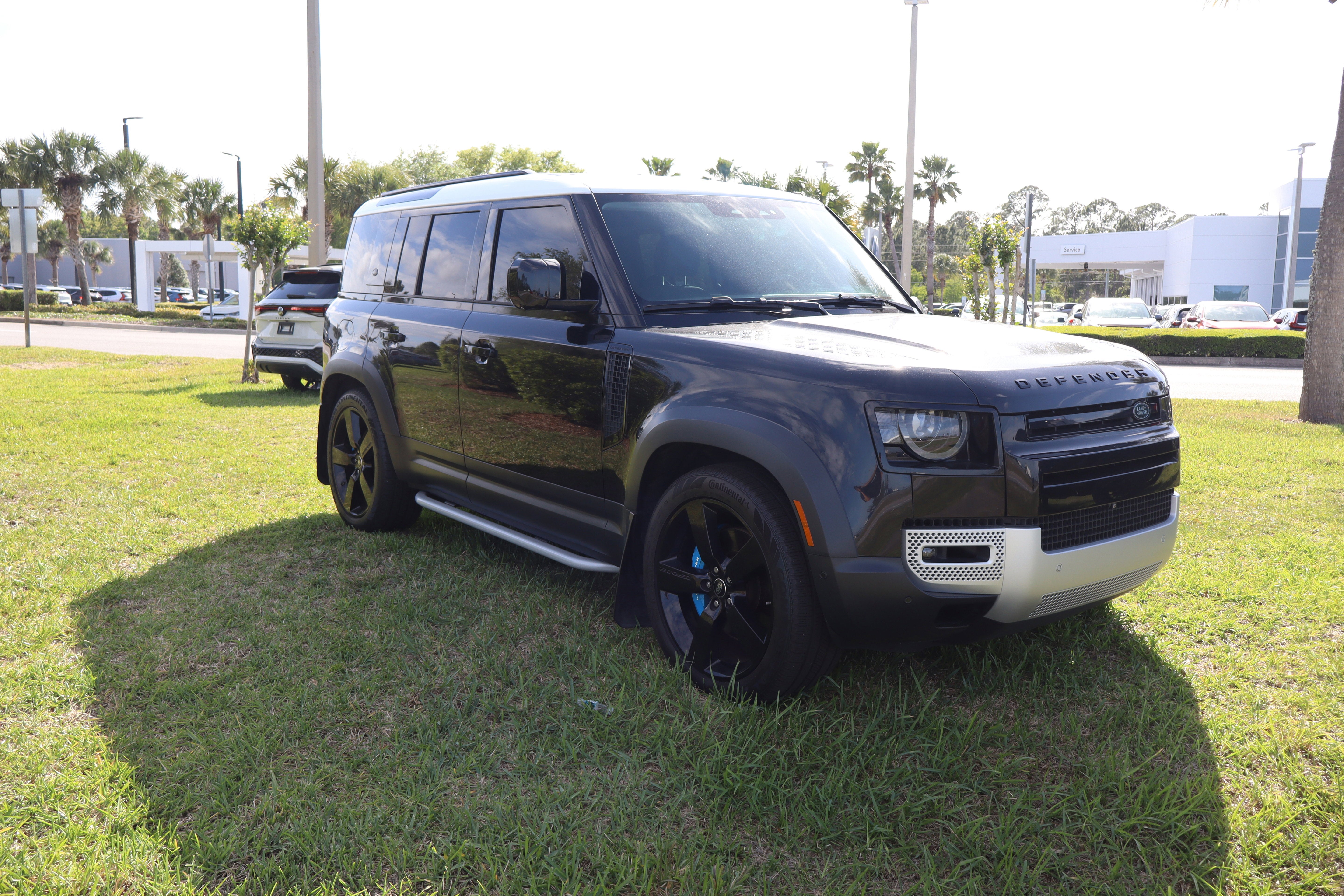 2021 Land Rover Defender SE