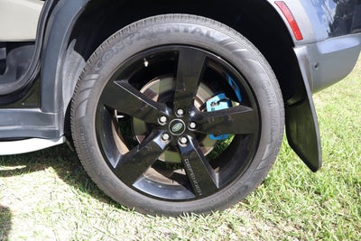 2021 Land Rover Defender SE