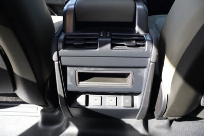 2021 Land Rover Defender SE