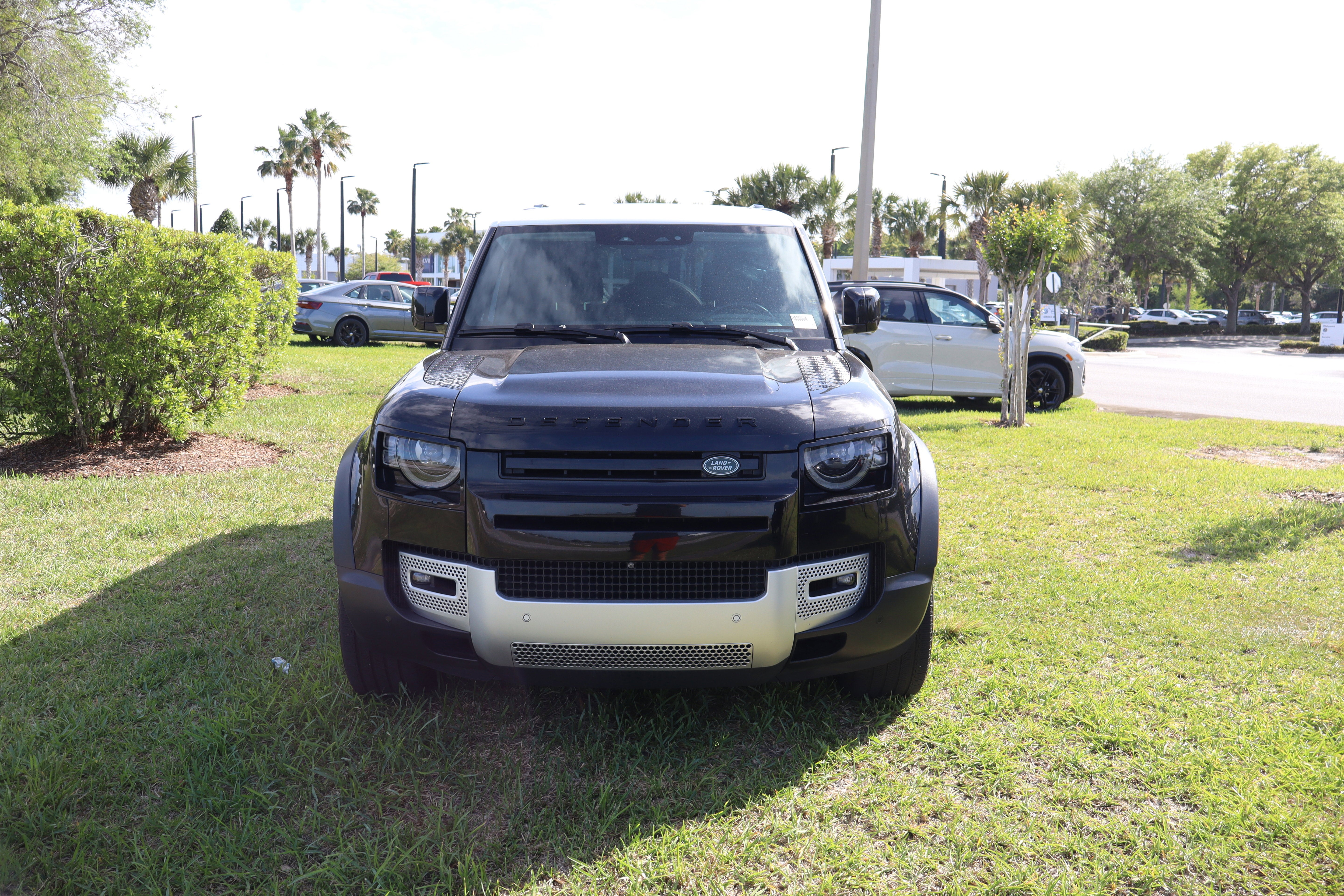 2021 Land Rover Defender SE