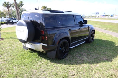 2021 Land Rover Defender SE