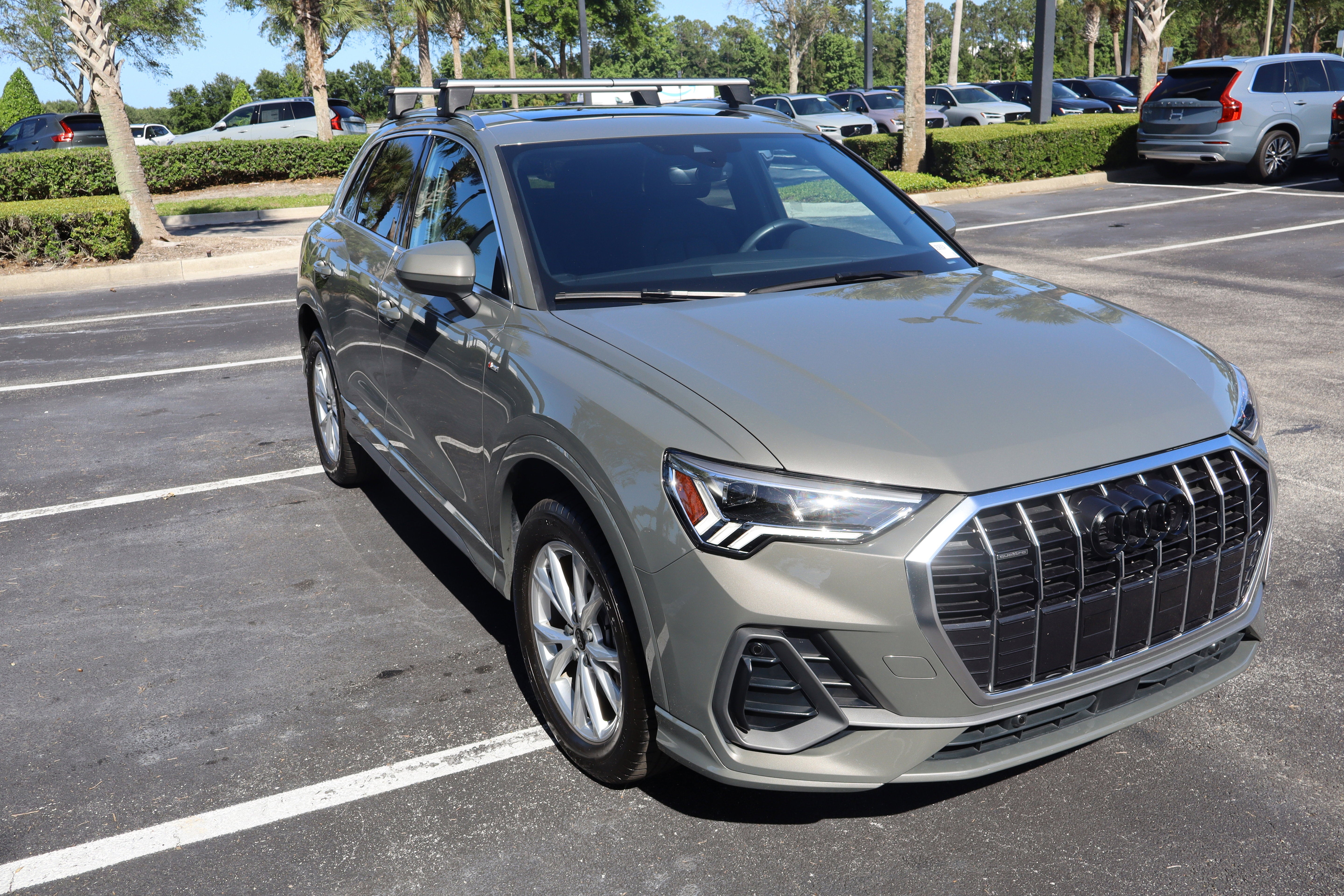 2023 Audi Q3 S line Premium