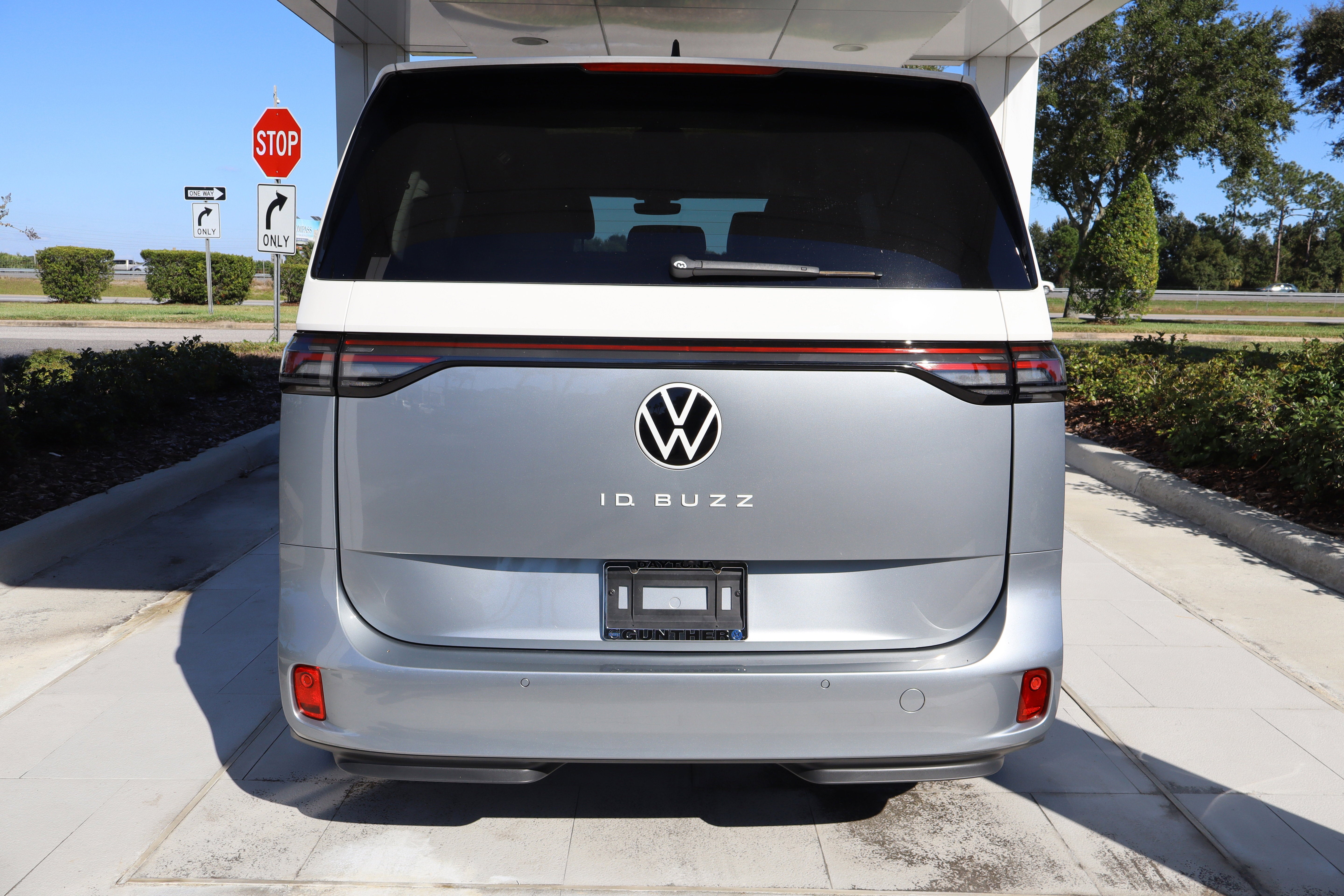 2025 Volkswagen ID. Buzz 1st Edition