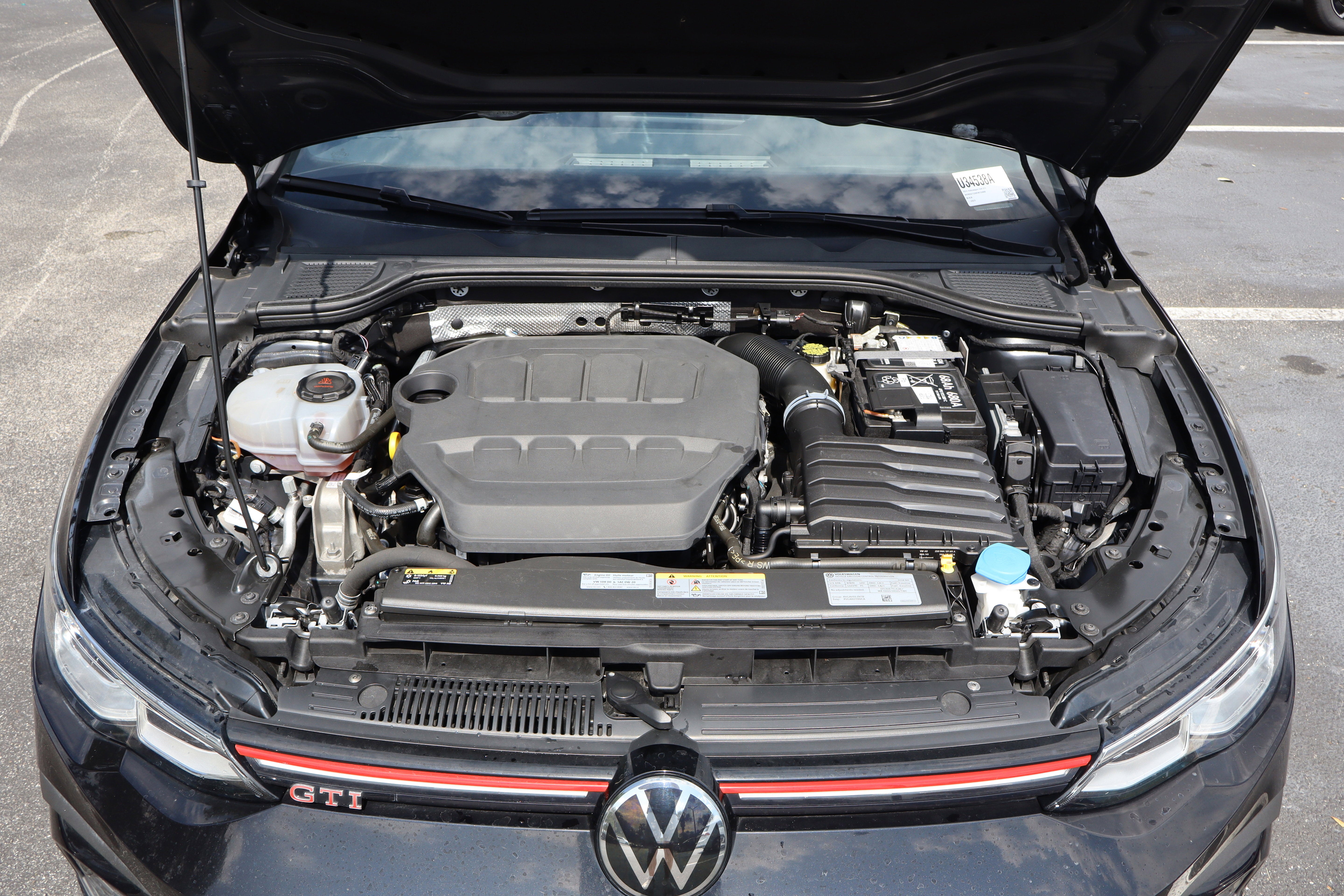 2024 Volkswagen Golf GTI SE