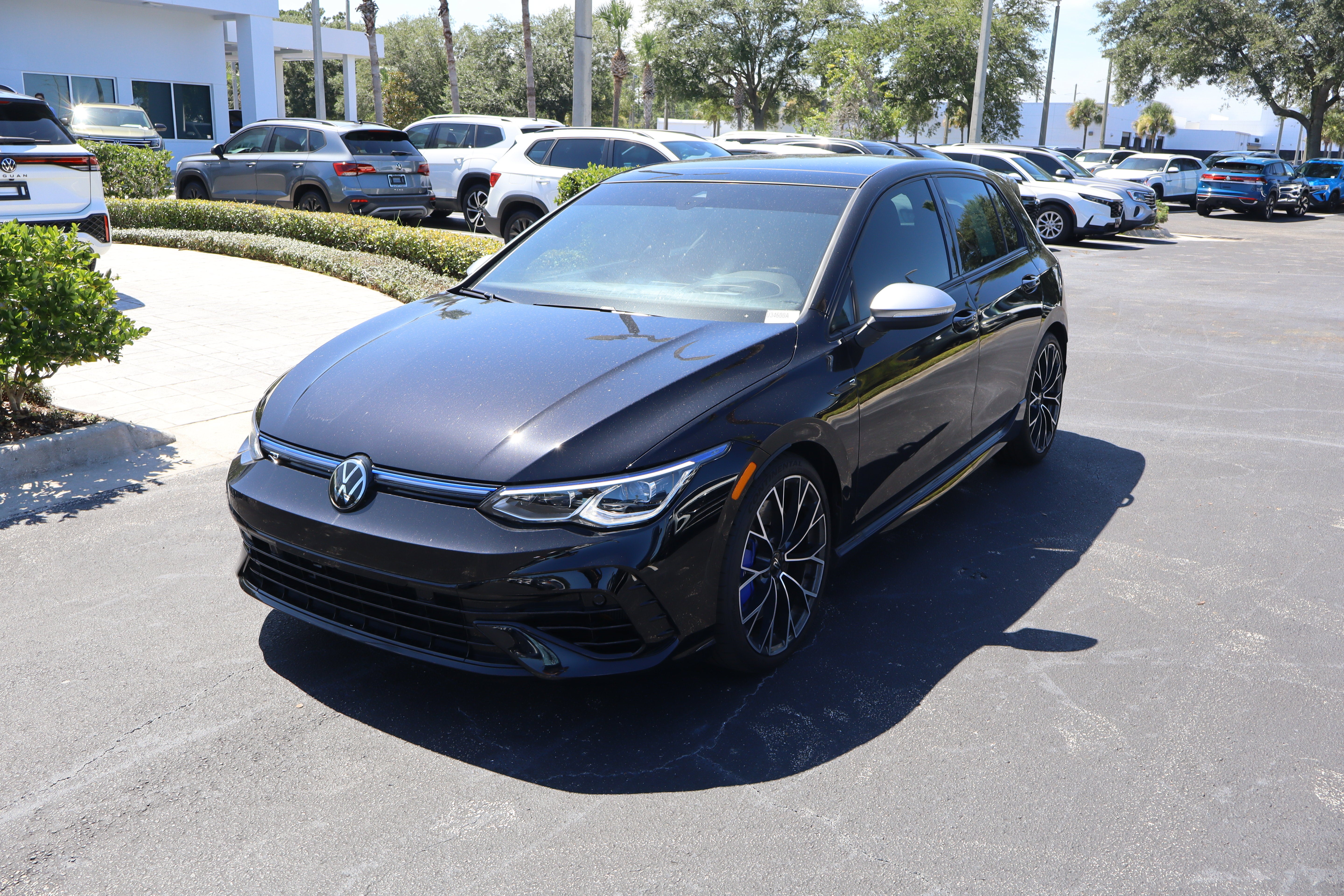 2024 Volkswagen Golf R 2.0T DSG