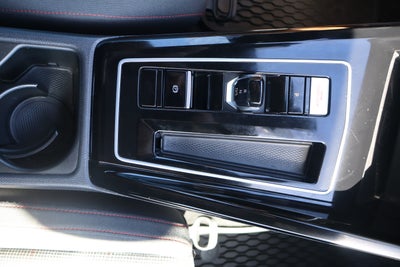 2023 Volkswagen Golf GTI SE
