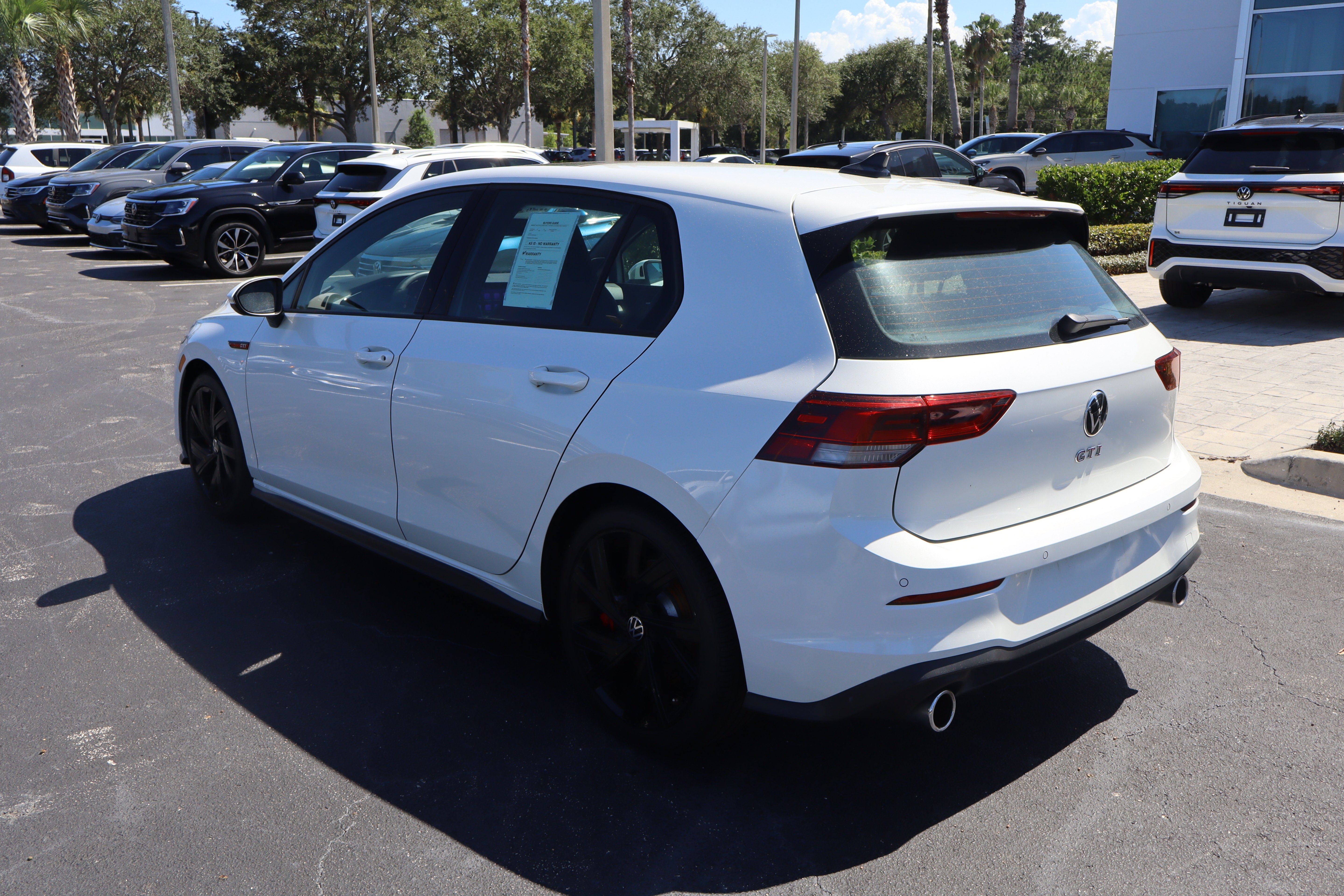 2023 Volkswagen Golf GTI SE