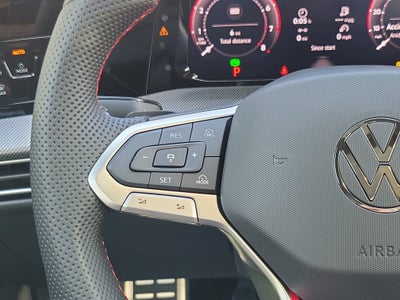 2026 Volkswagen Golf GTI SE