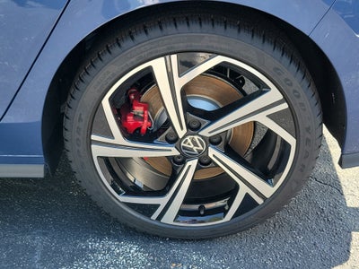 2026 Volkswagen Golf GTI SE