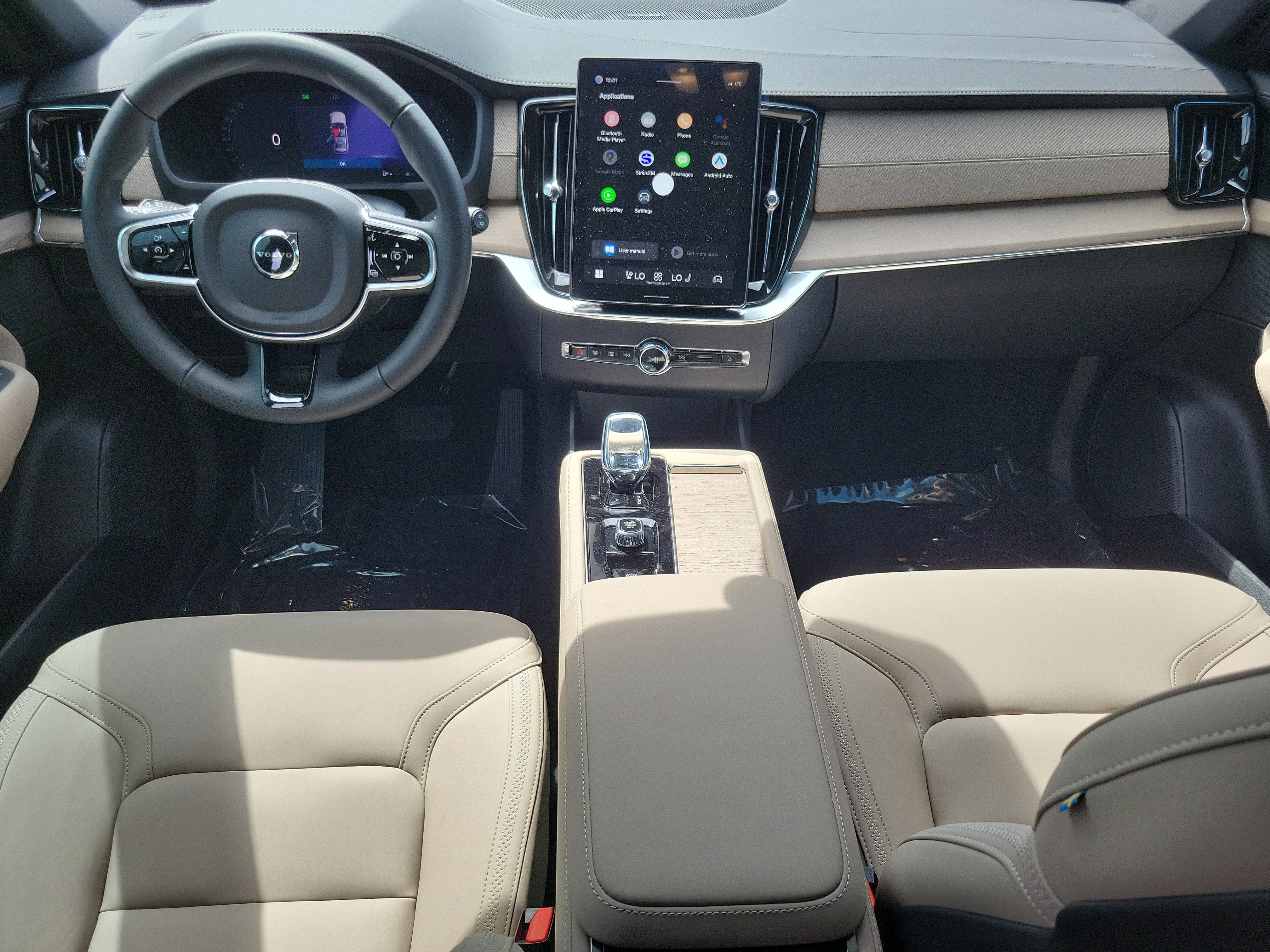 2027 Volvo XC90 Plus