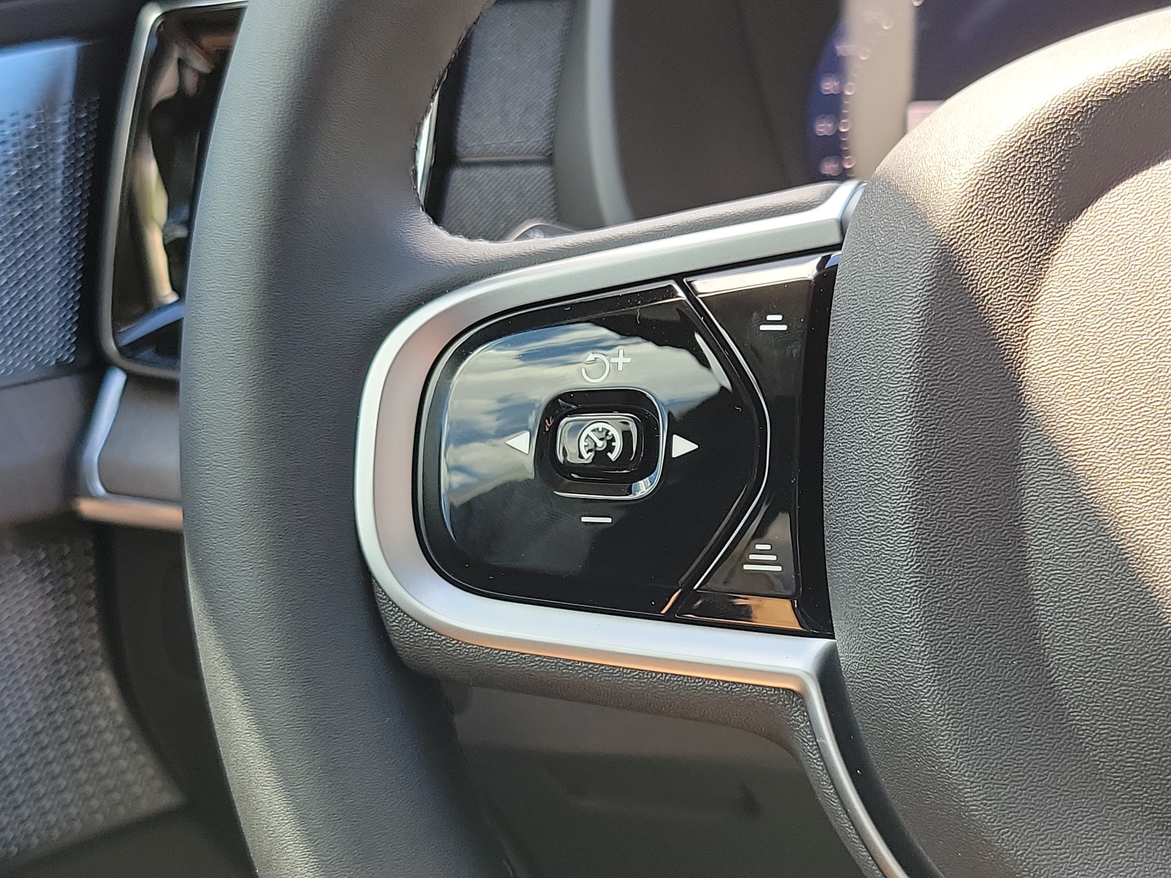 2026 Volvo XC90 Ultra Dark Theme