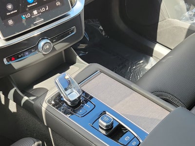 2026 Volvo XC90 Ultra Dark Theme