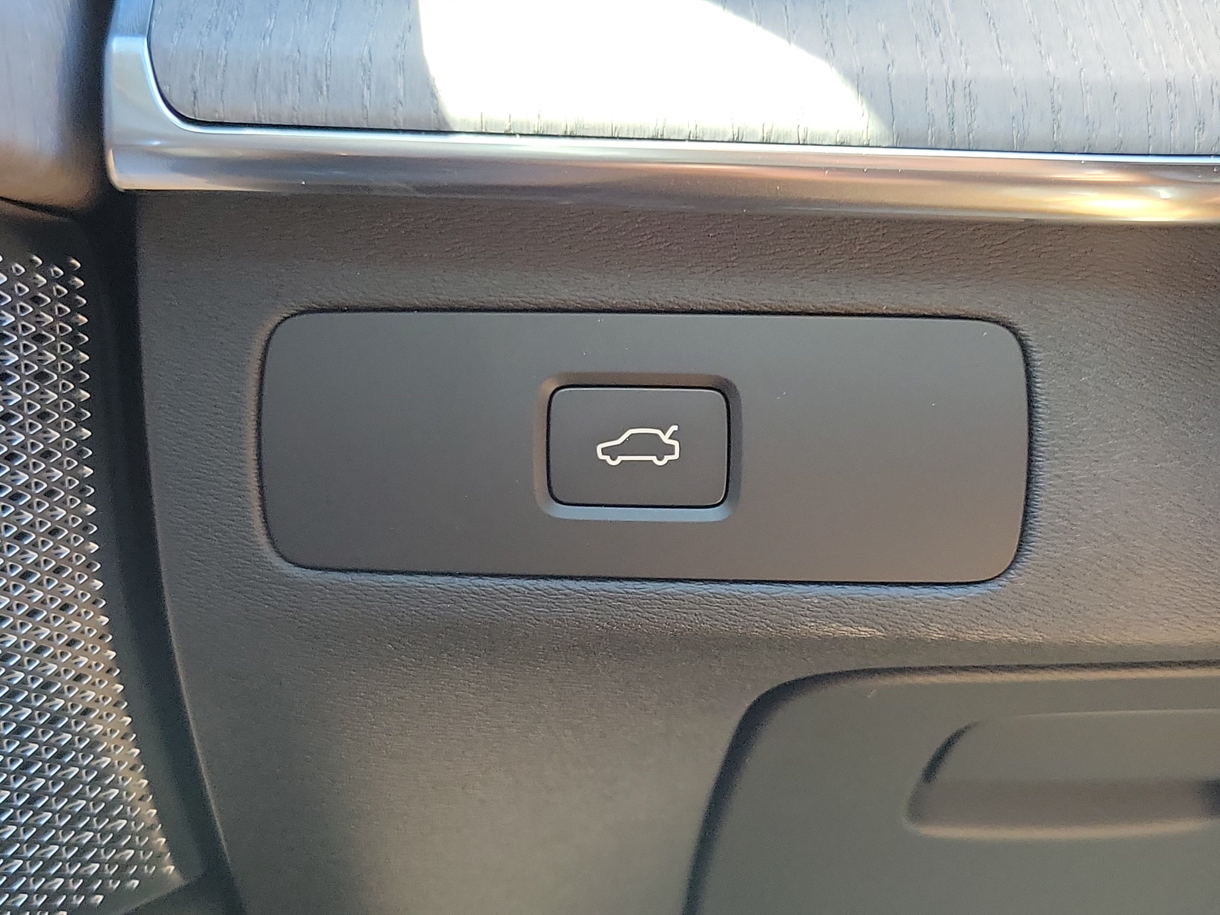 2026 Volvo XC90 Ultra Dark Theme